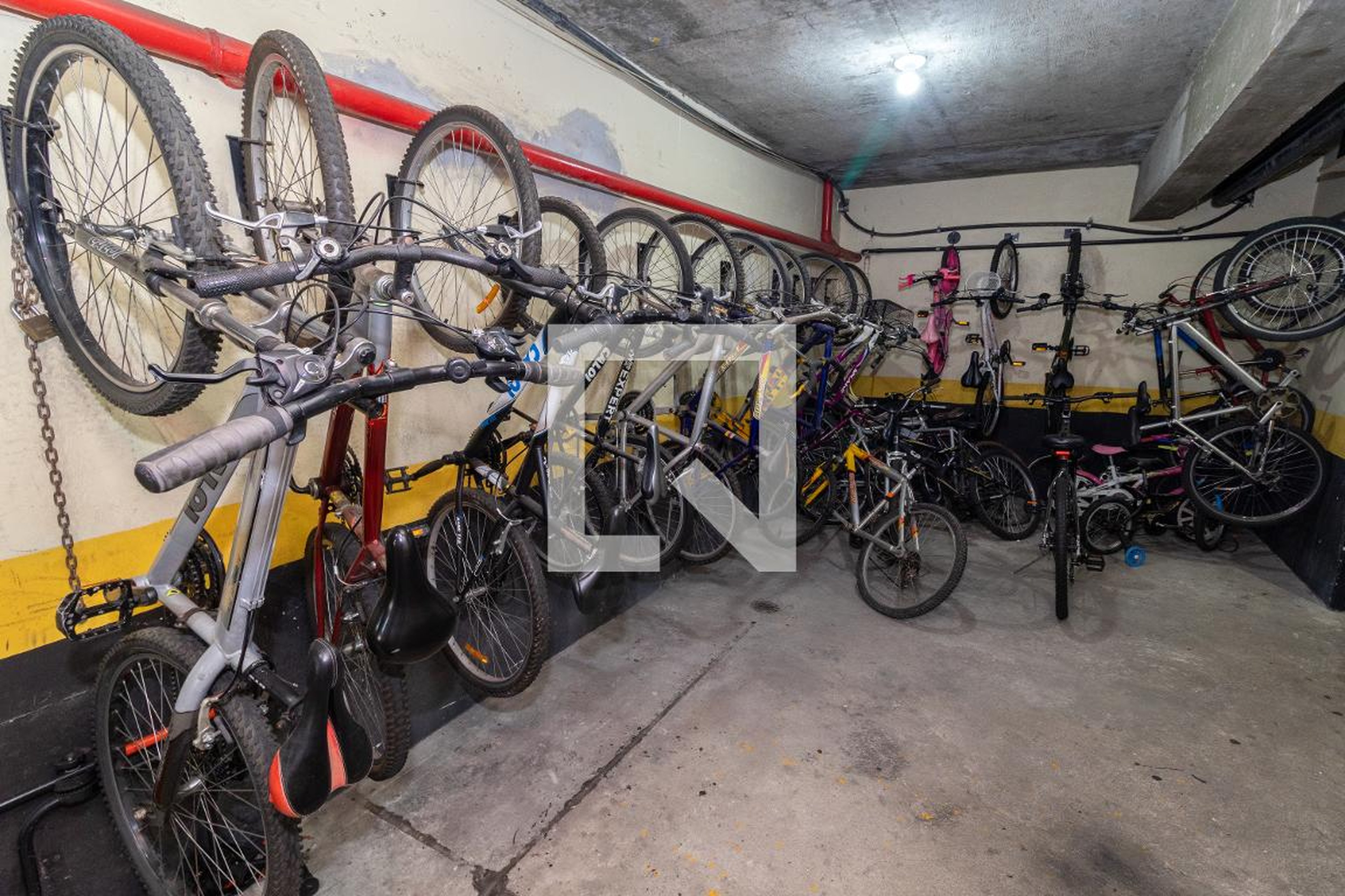 Bicicletário - Edifício dos Pinheiros