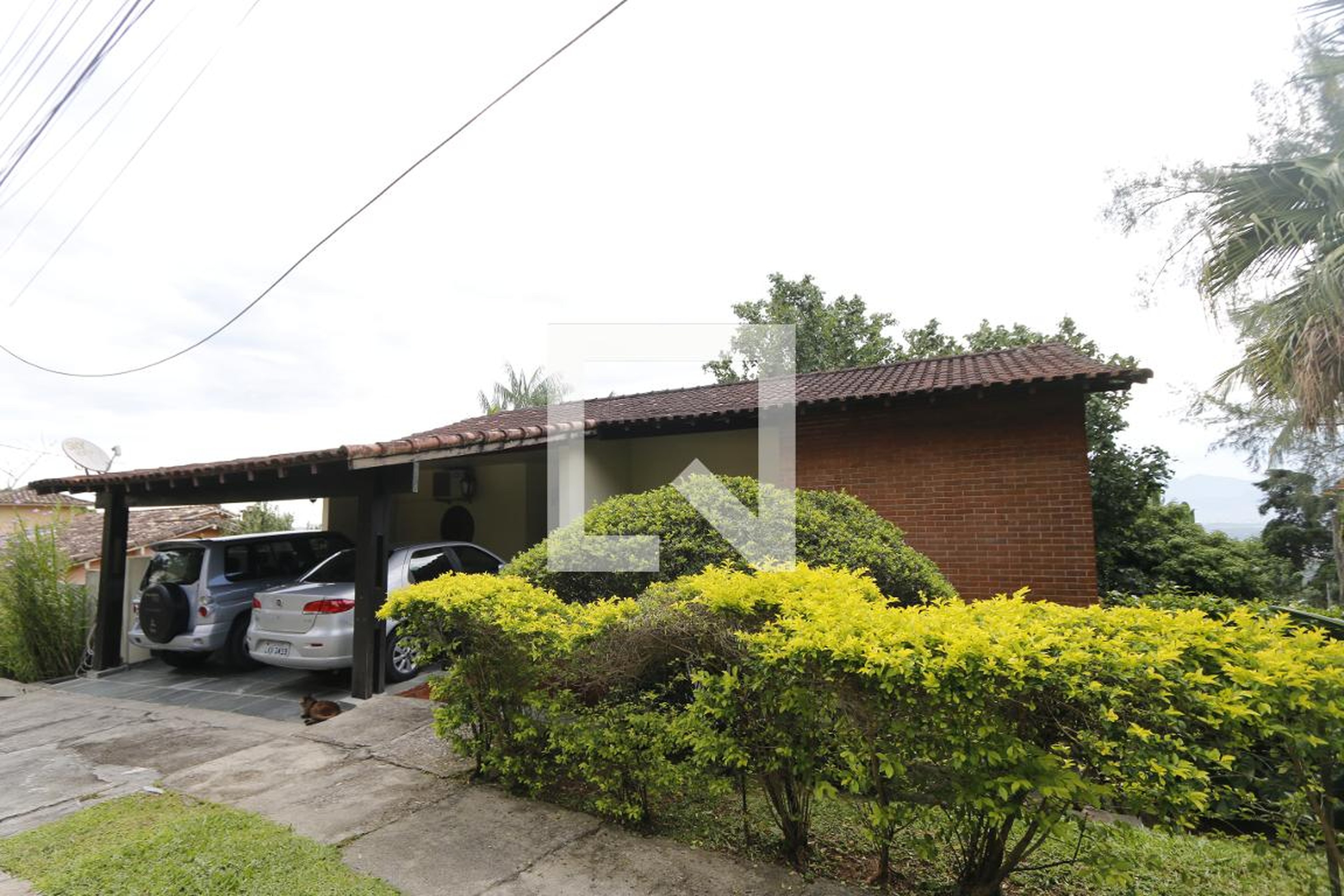 Fachada Condomínio em Rua Rubineia, 81