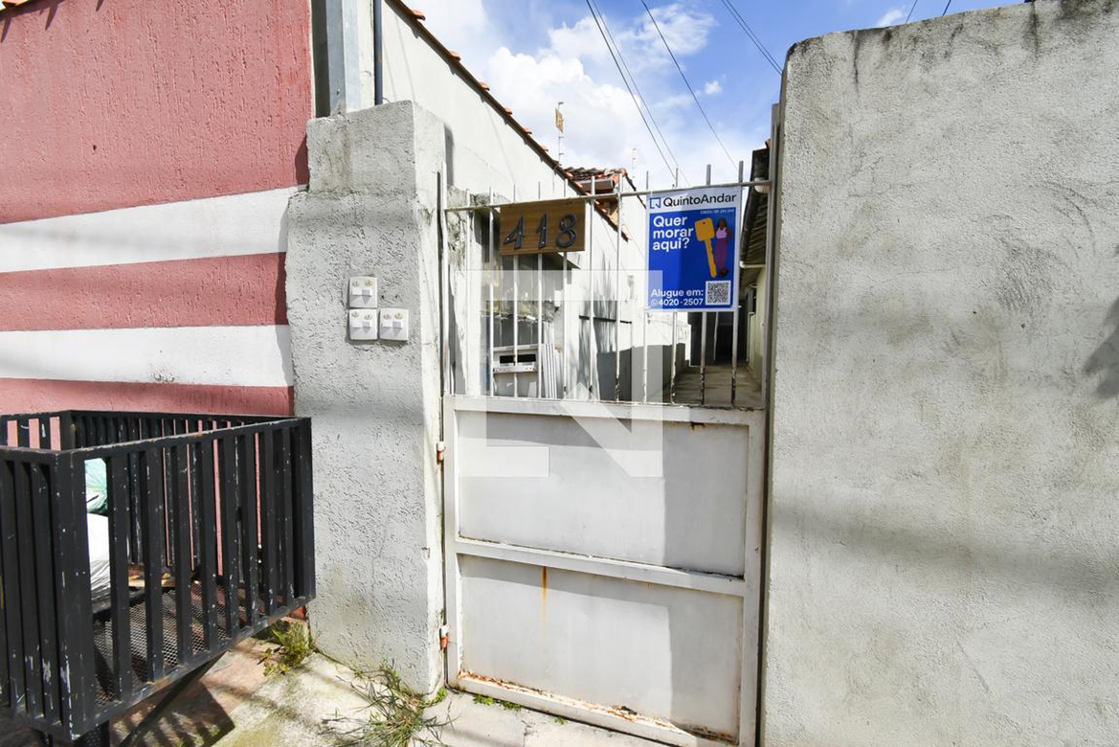 Fachada Condomínio em Rua Capitão Zacarias Bernardino Mota, 418