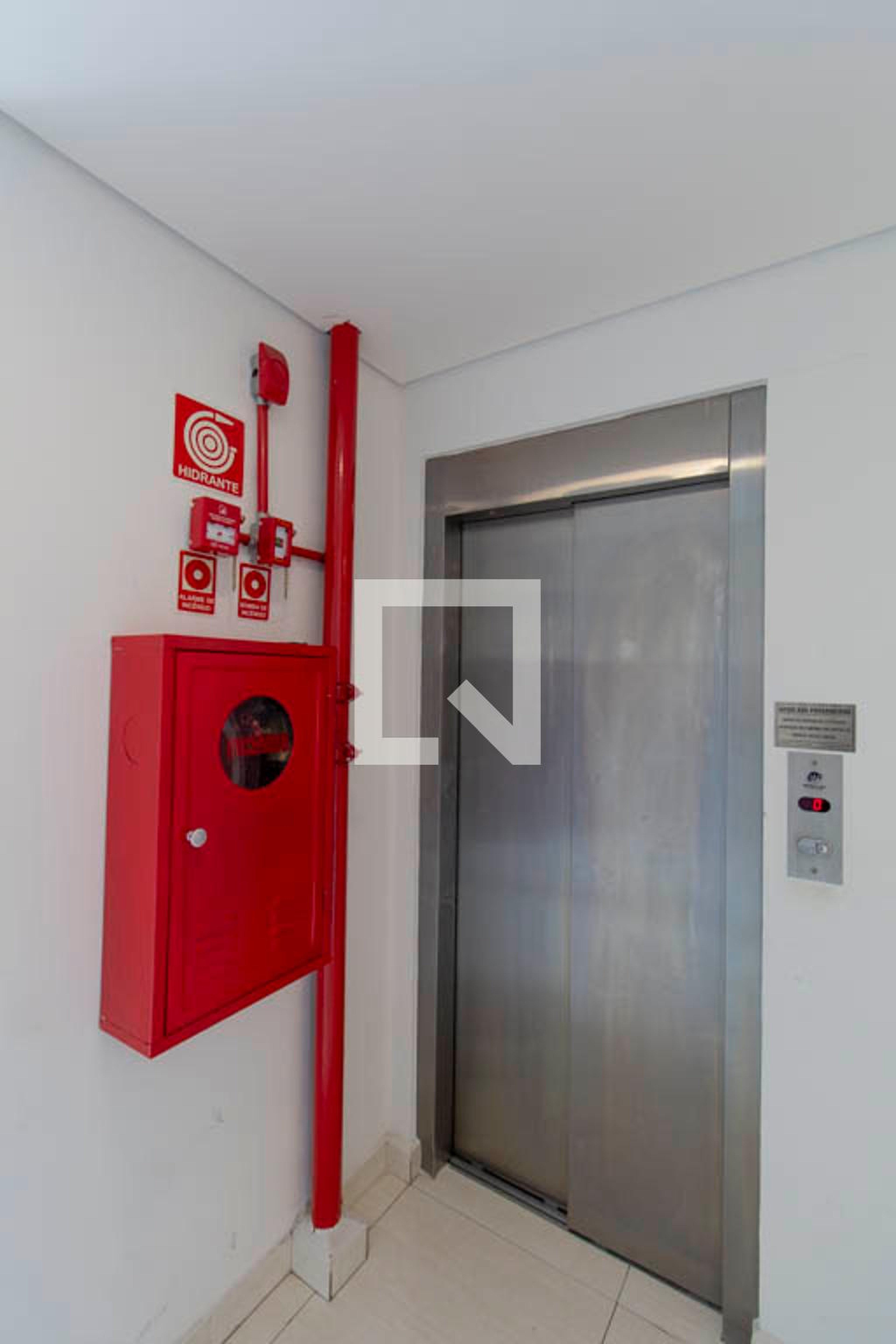Área Comum - Elevador - Residencial Dantas
