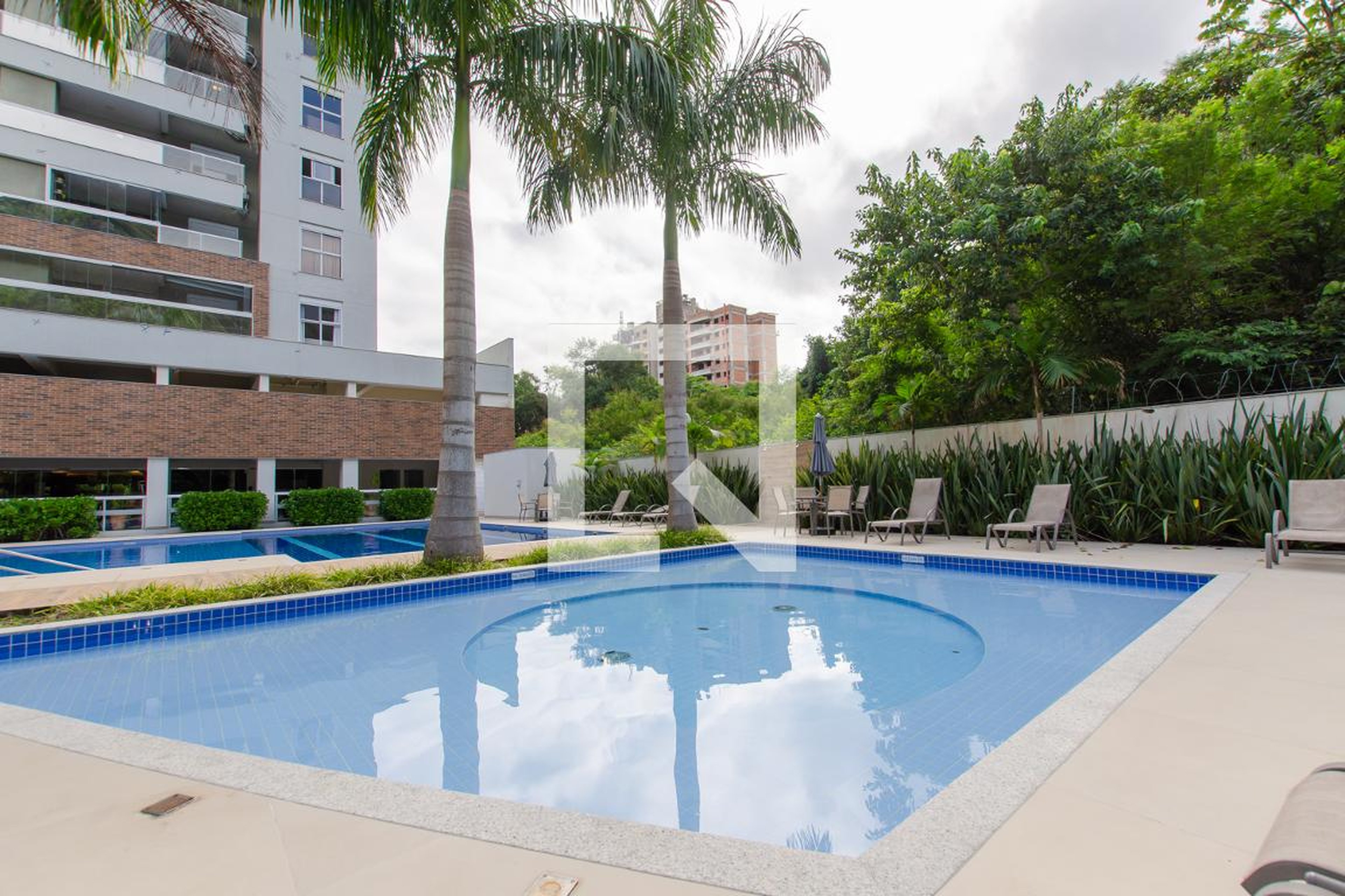 Piscina - Residencial João Makowiecky