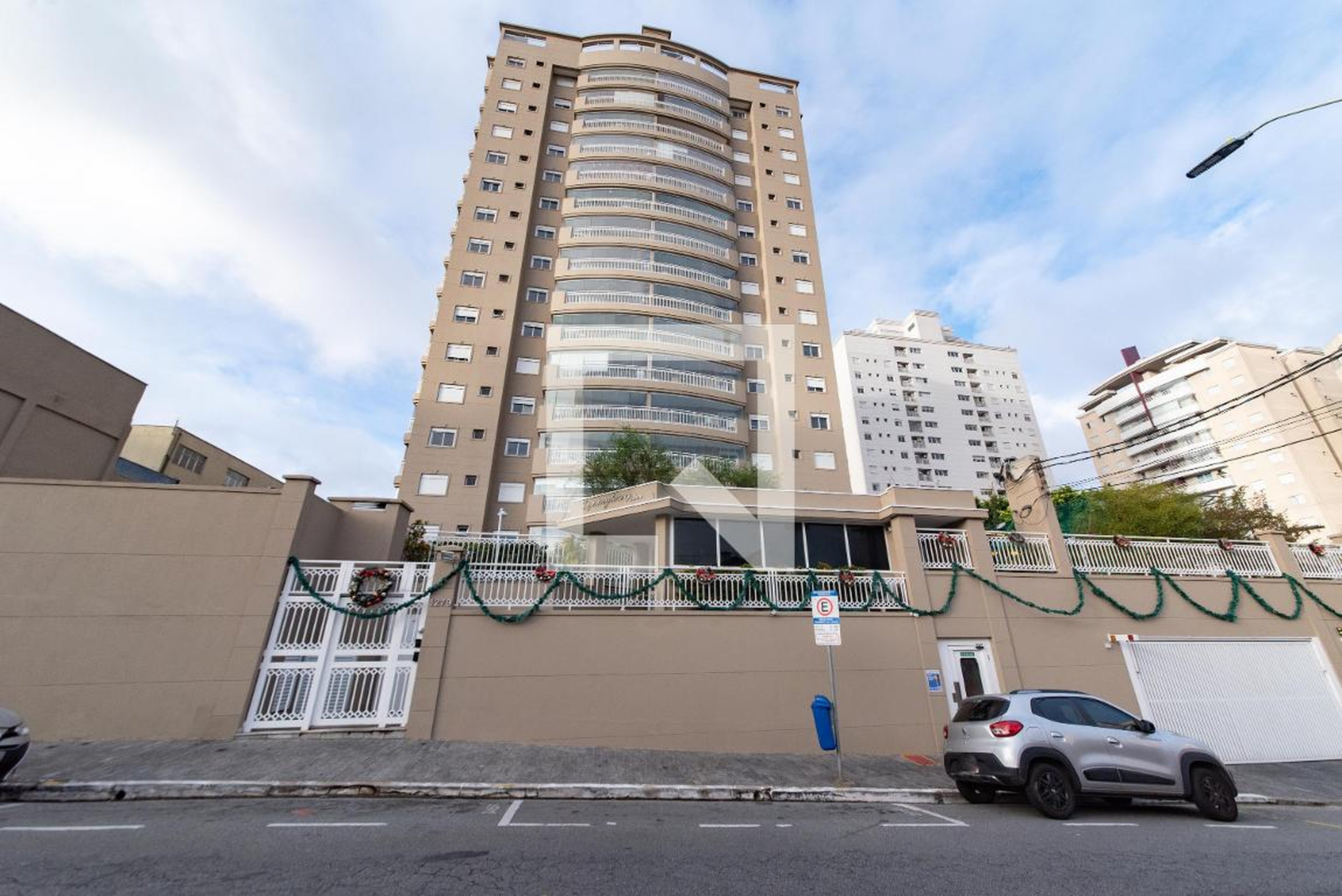 Fachada Condomínio Kensington Palace