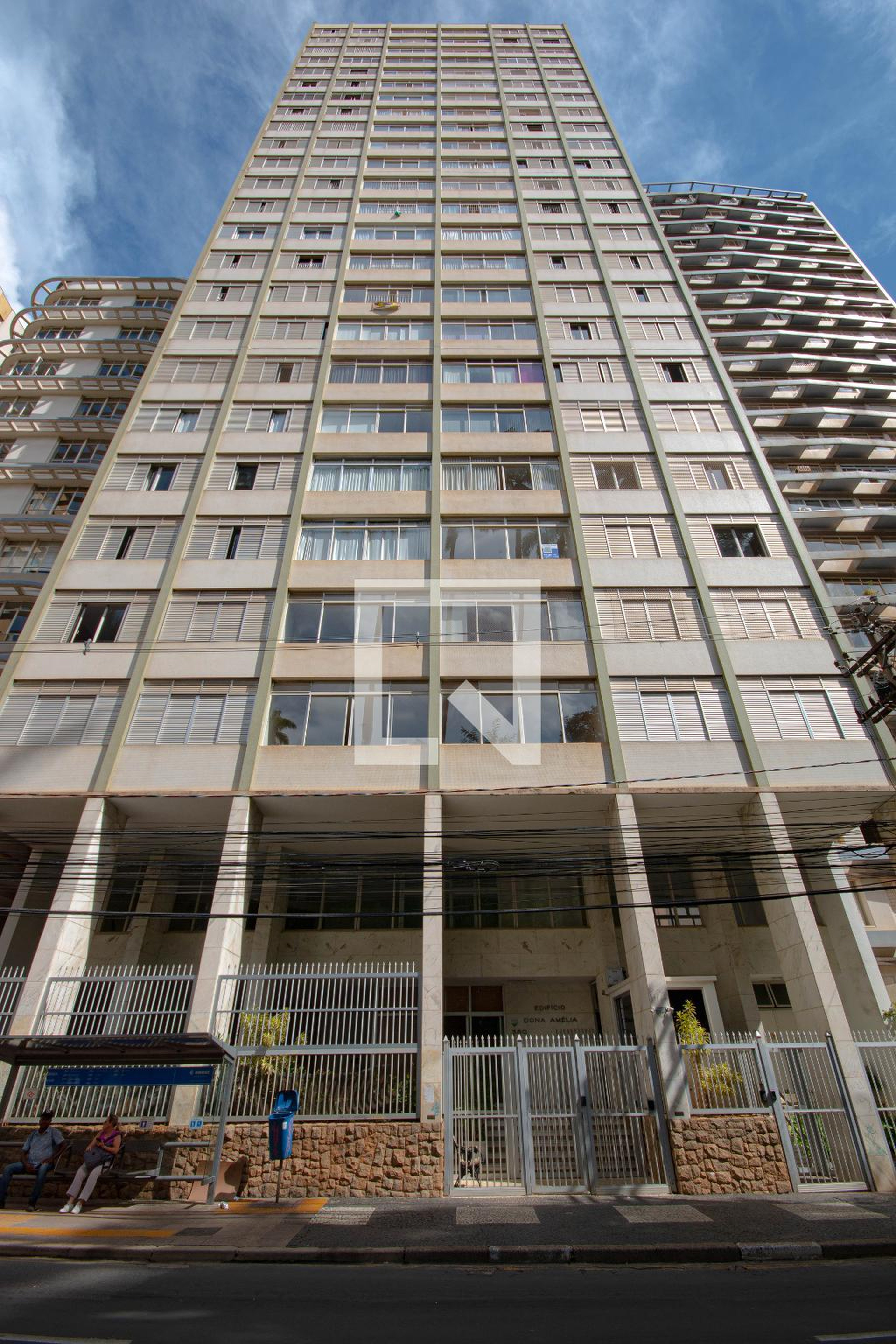 Fachada Condomínio em Rua Conceição, 380