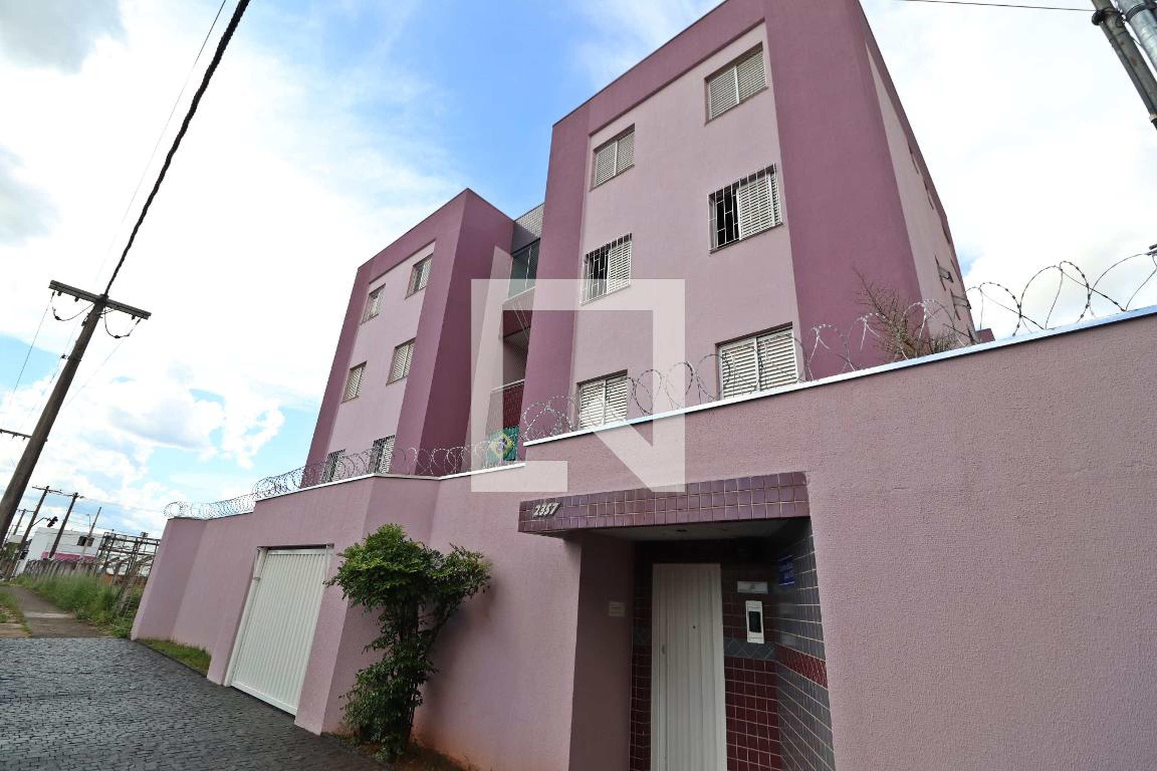 Fachada do Prédio Edifício Cajubá