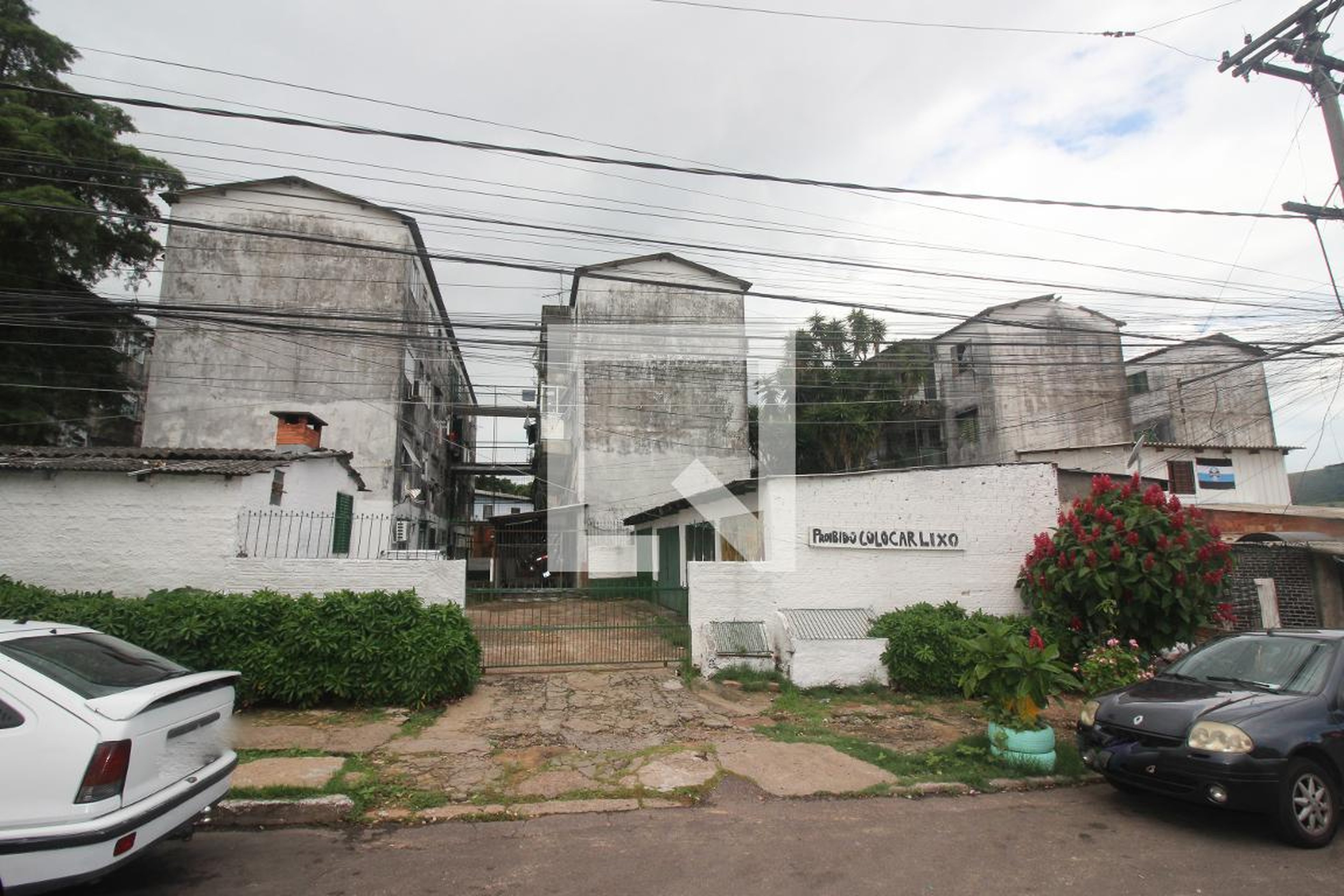 Fachada do condomínio Condomínio Cavalhada