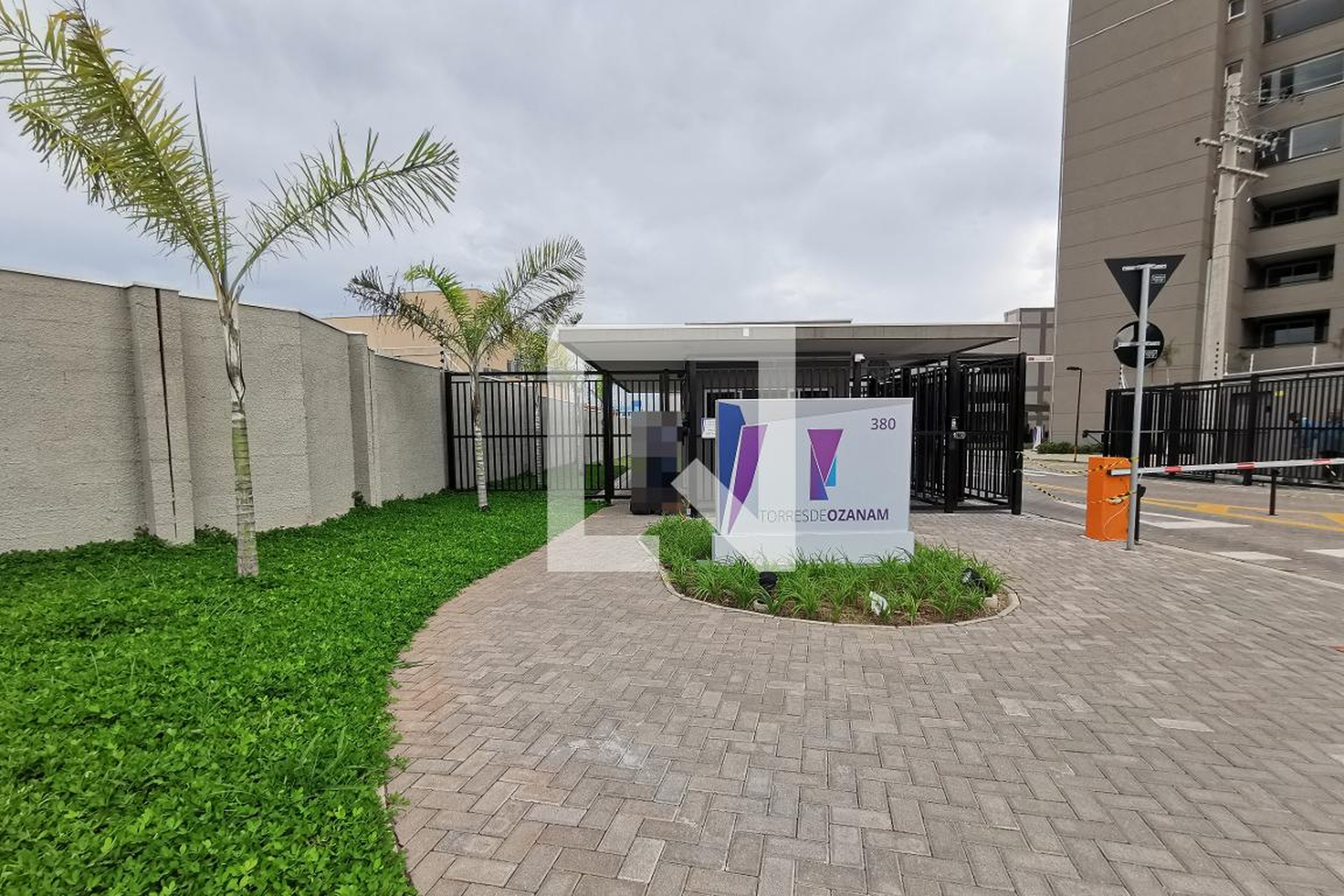 Fachada Condomínio Torres de Ozanan