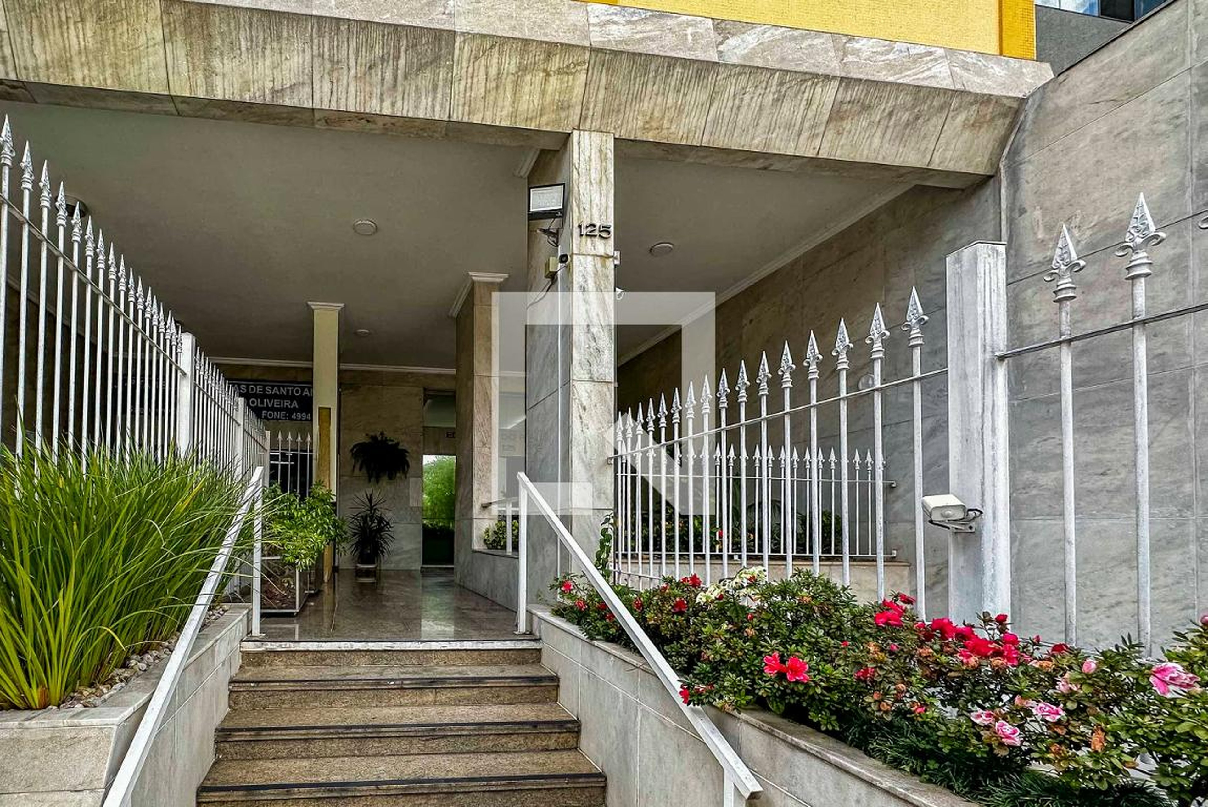 Entrada Condomínio em Avenida Portugal, 250