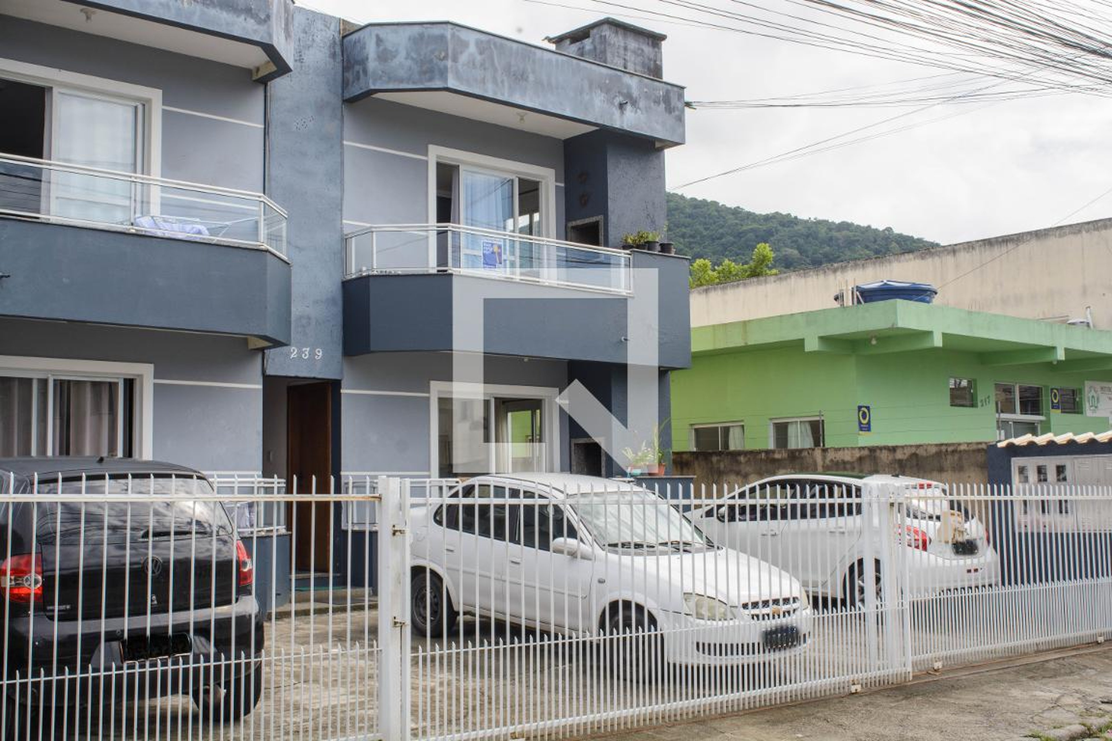Fachada do Prédio Condomínio em Servidão Vicentina Custódia Santos, 239