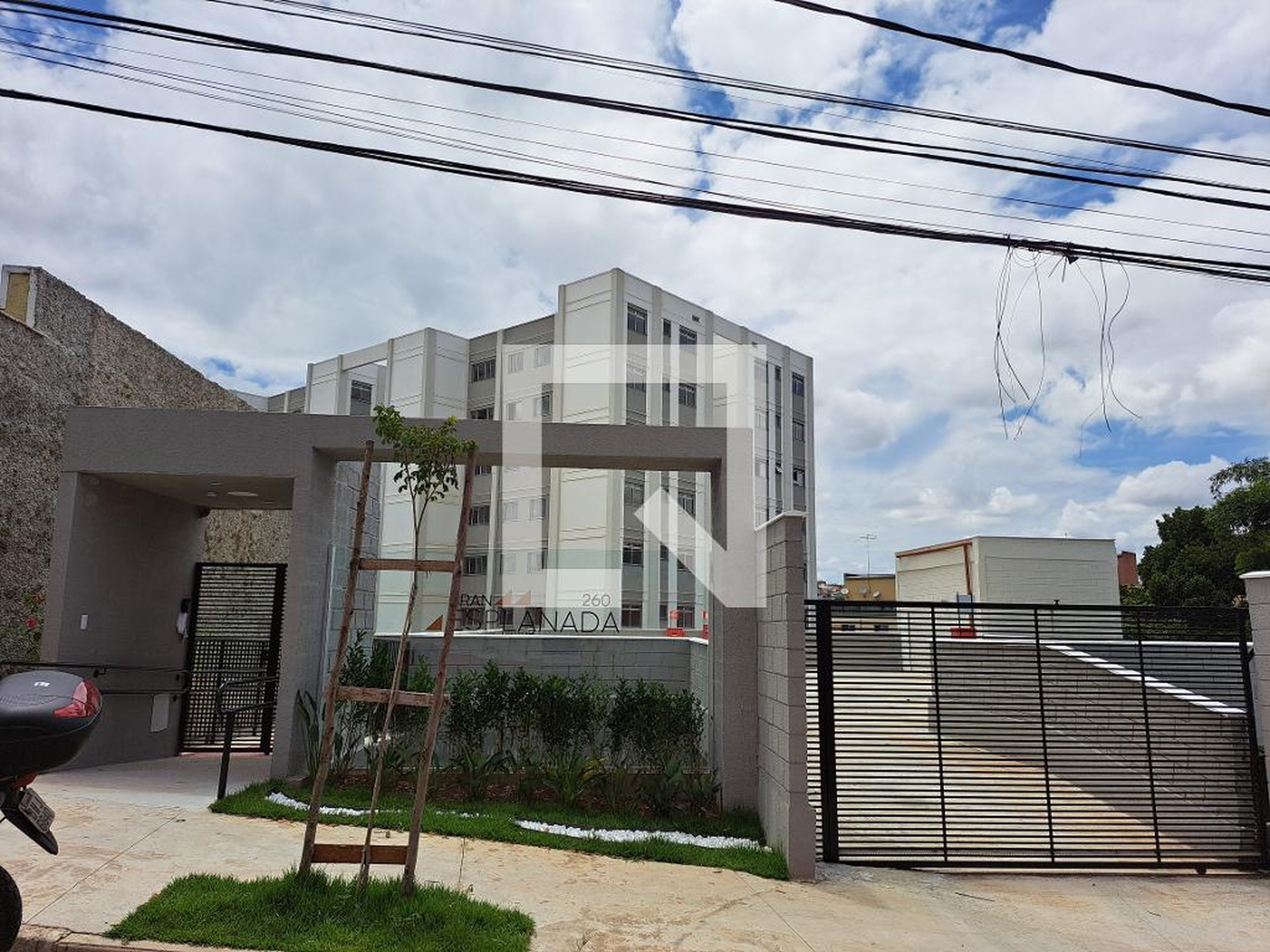 Fachada do Condomínio Residencial Ville Esplanada