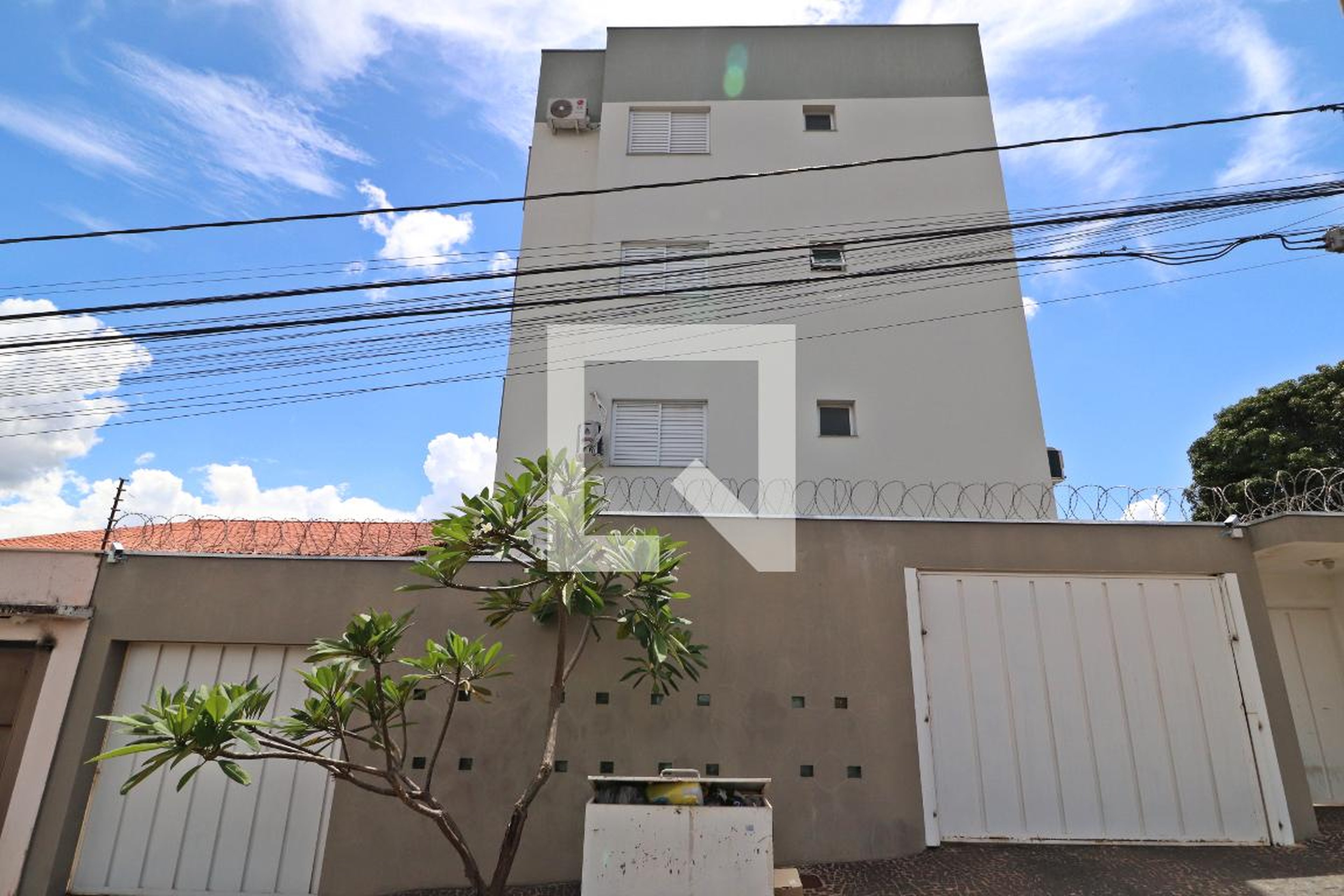 Fachada do Prédio Residencial Cabral