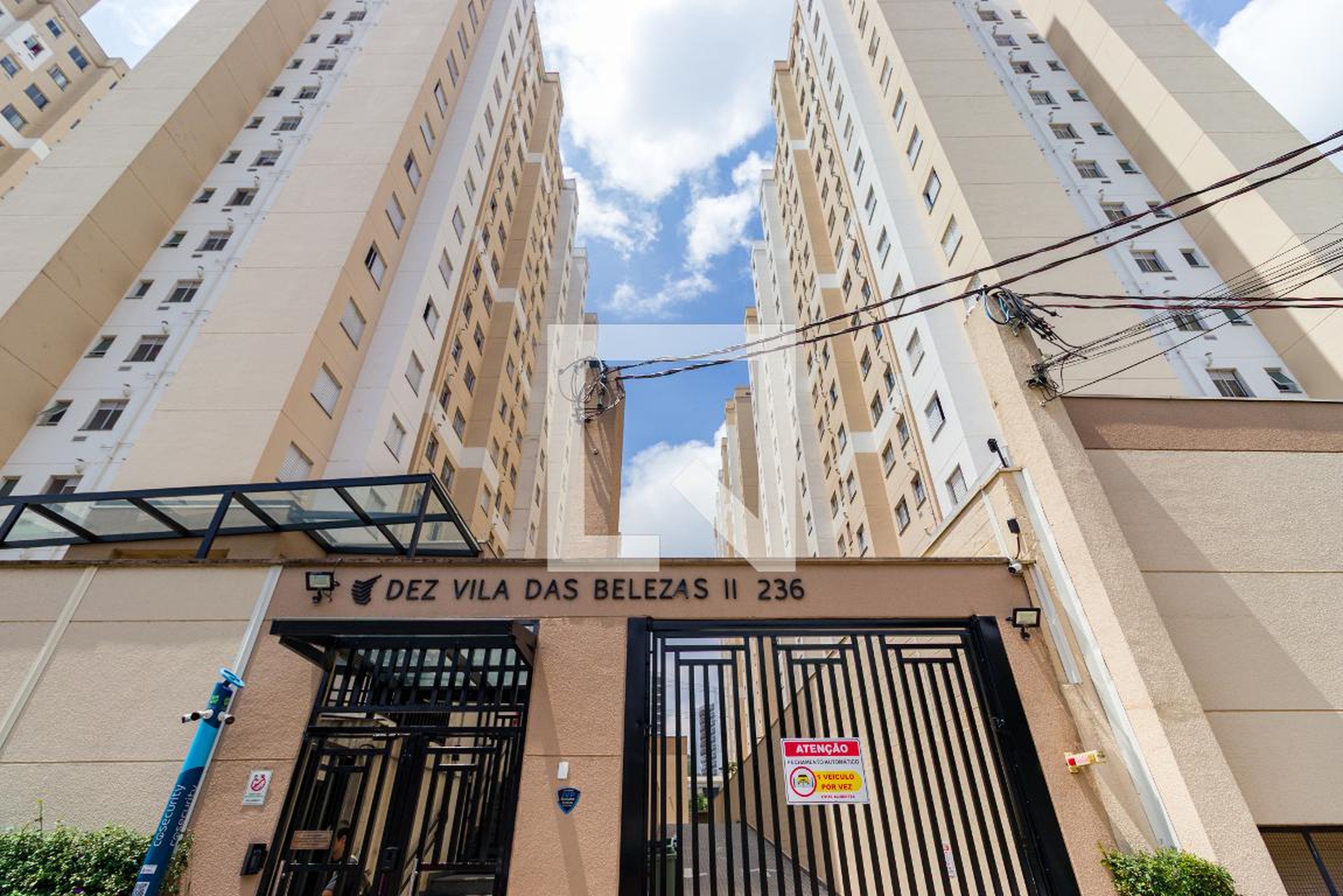 Fachada Condomínio Dez Vila das Belezas II