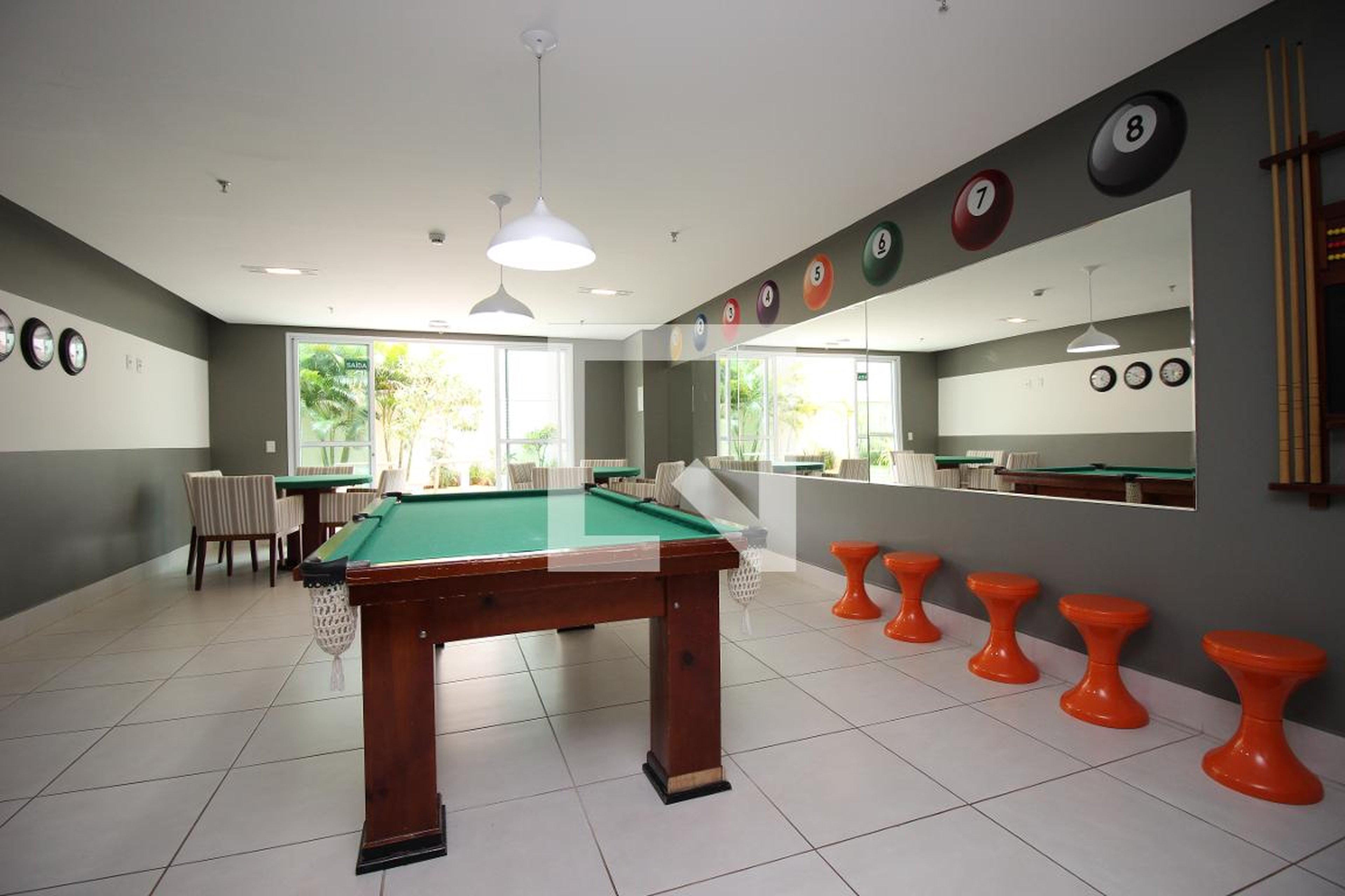 Salão de jogos - Spot