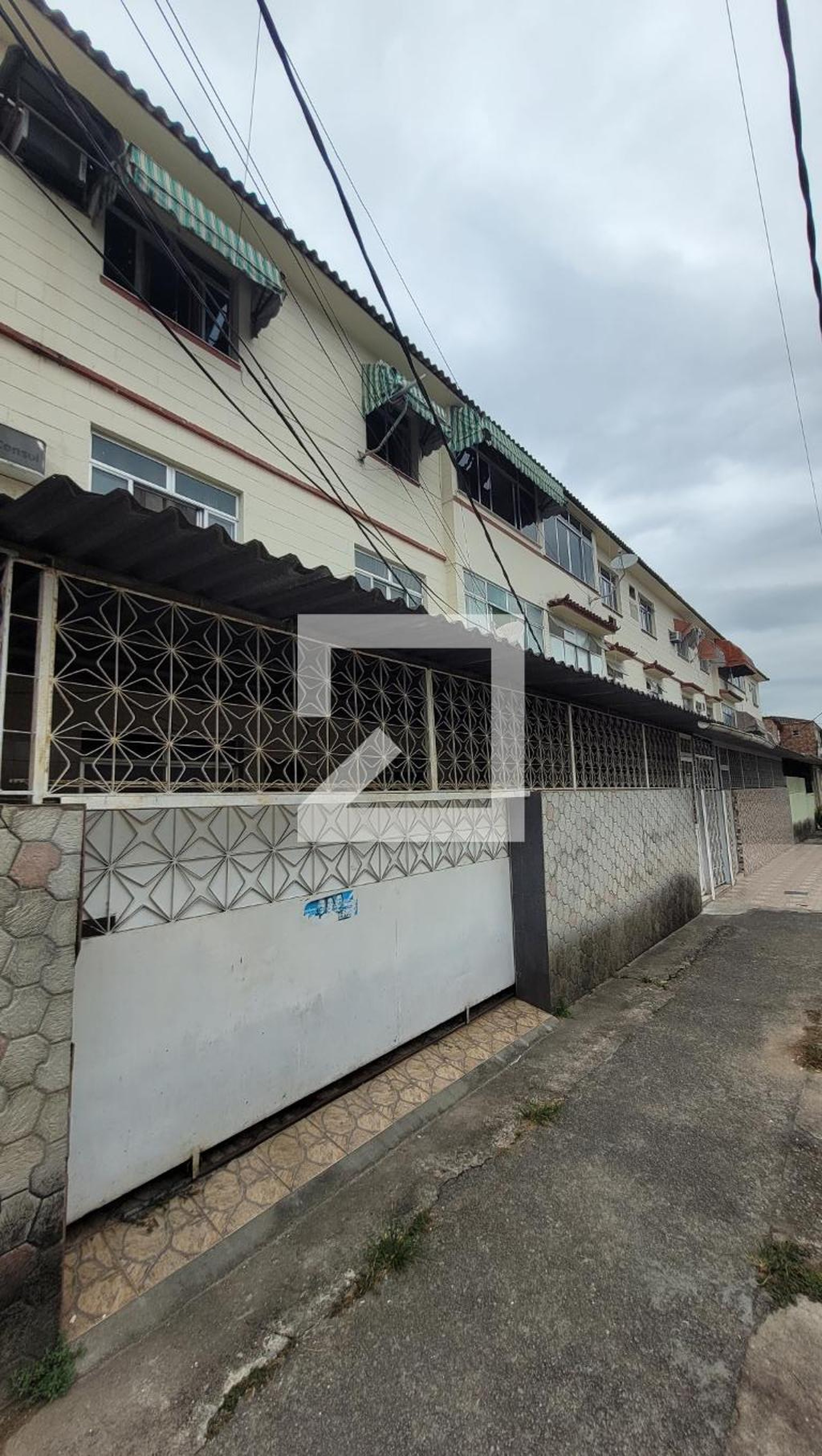 Fachada Condomínio em Rua Canudos, 472