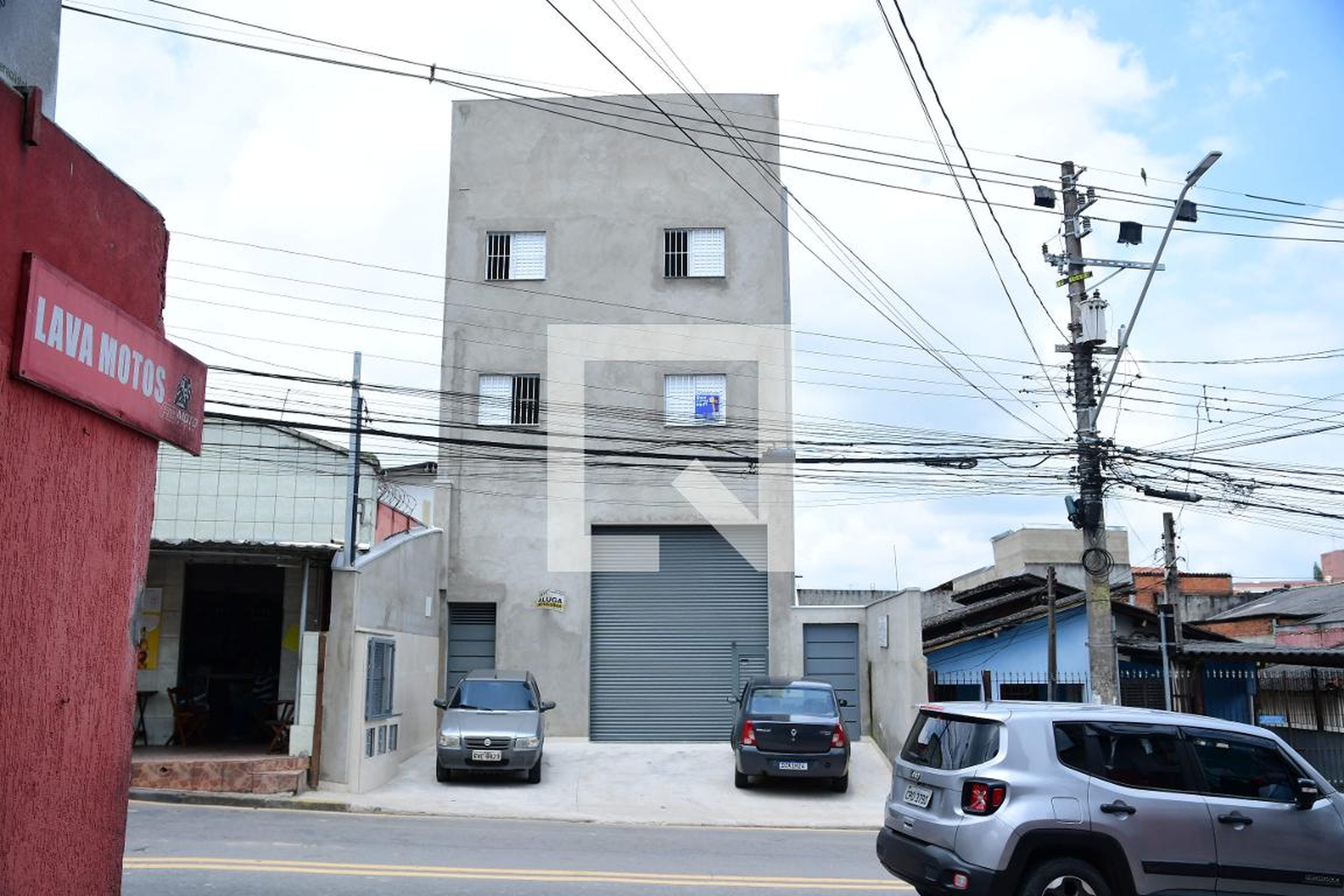 Fachada Condomínio em Avenida Antônio Mathias de Camargo, 273