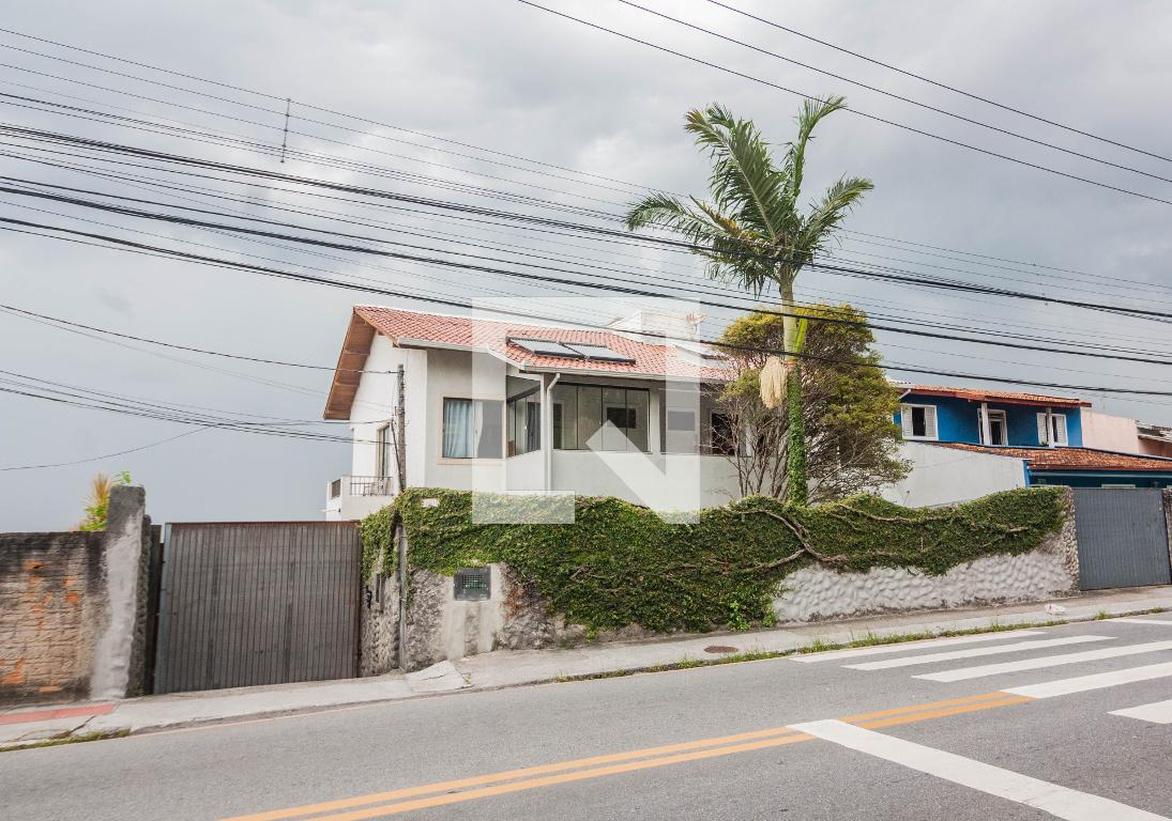 Fachada Condomínio em Rua Frederico Afonso, 3761