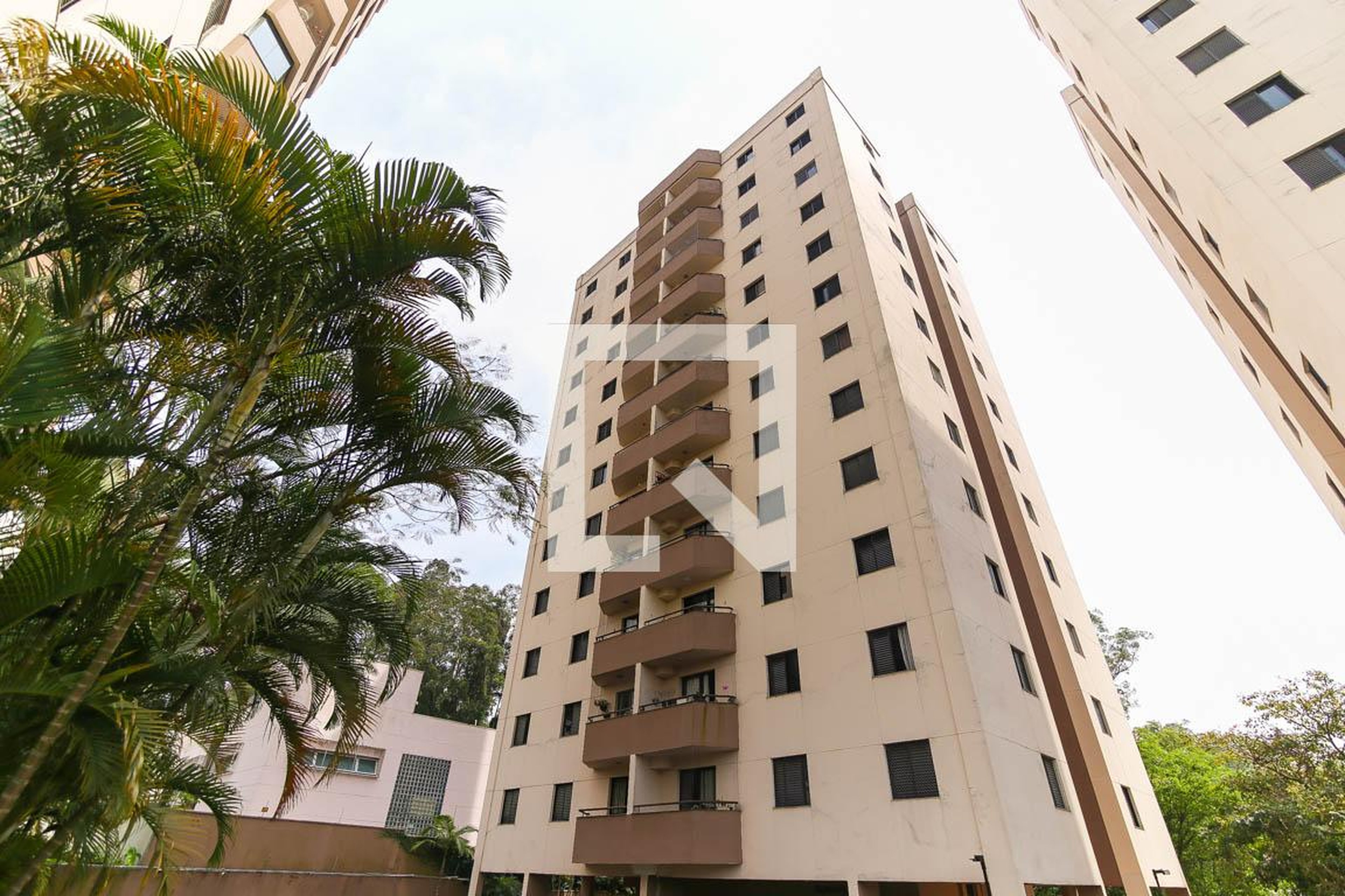 Fachada Condomínio em Rua Lydia Damus Maksoud, 119