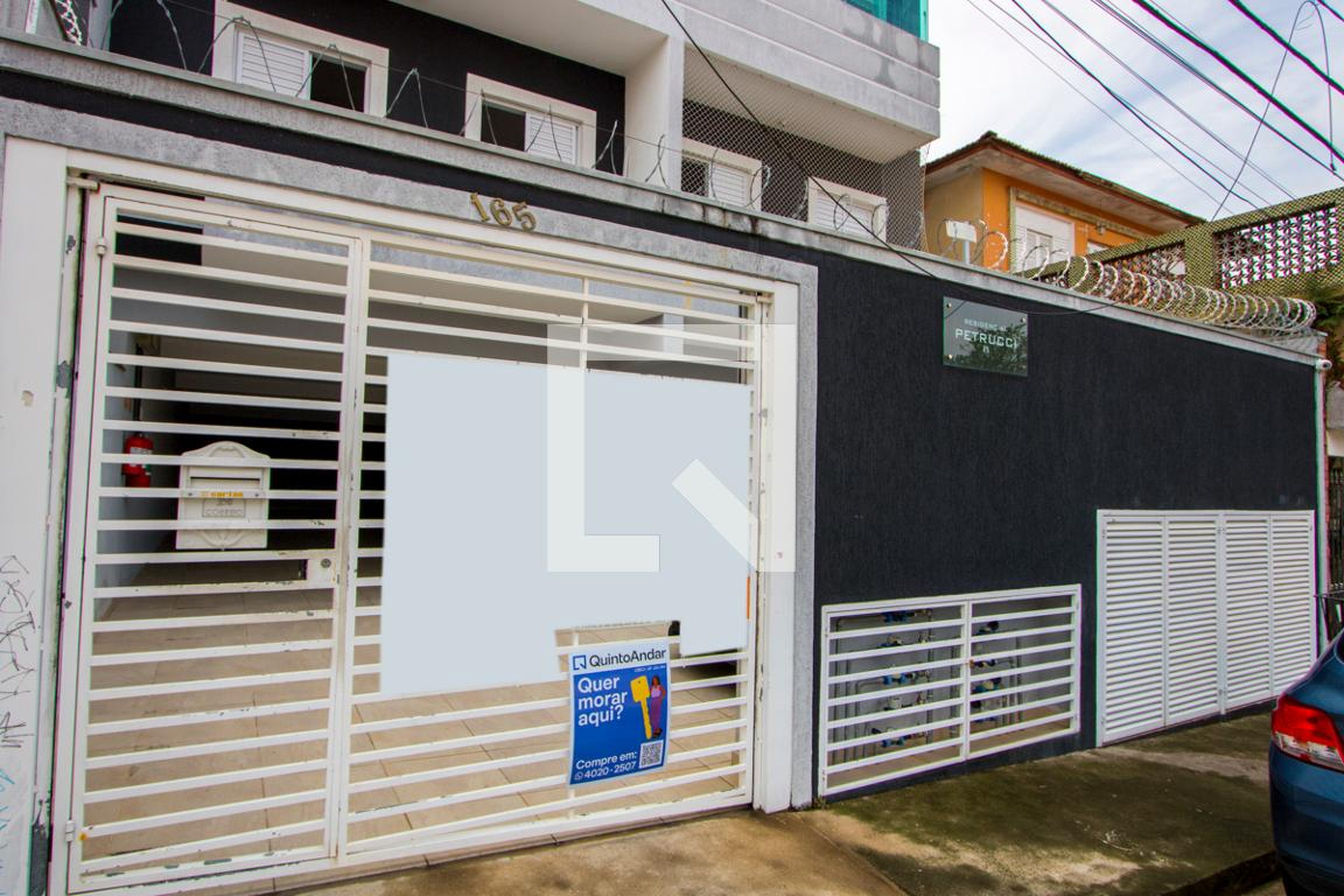 Fachada Condomínio em Rua Parintins, 165