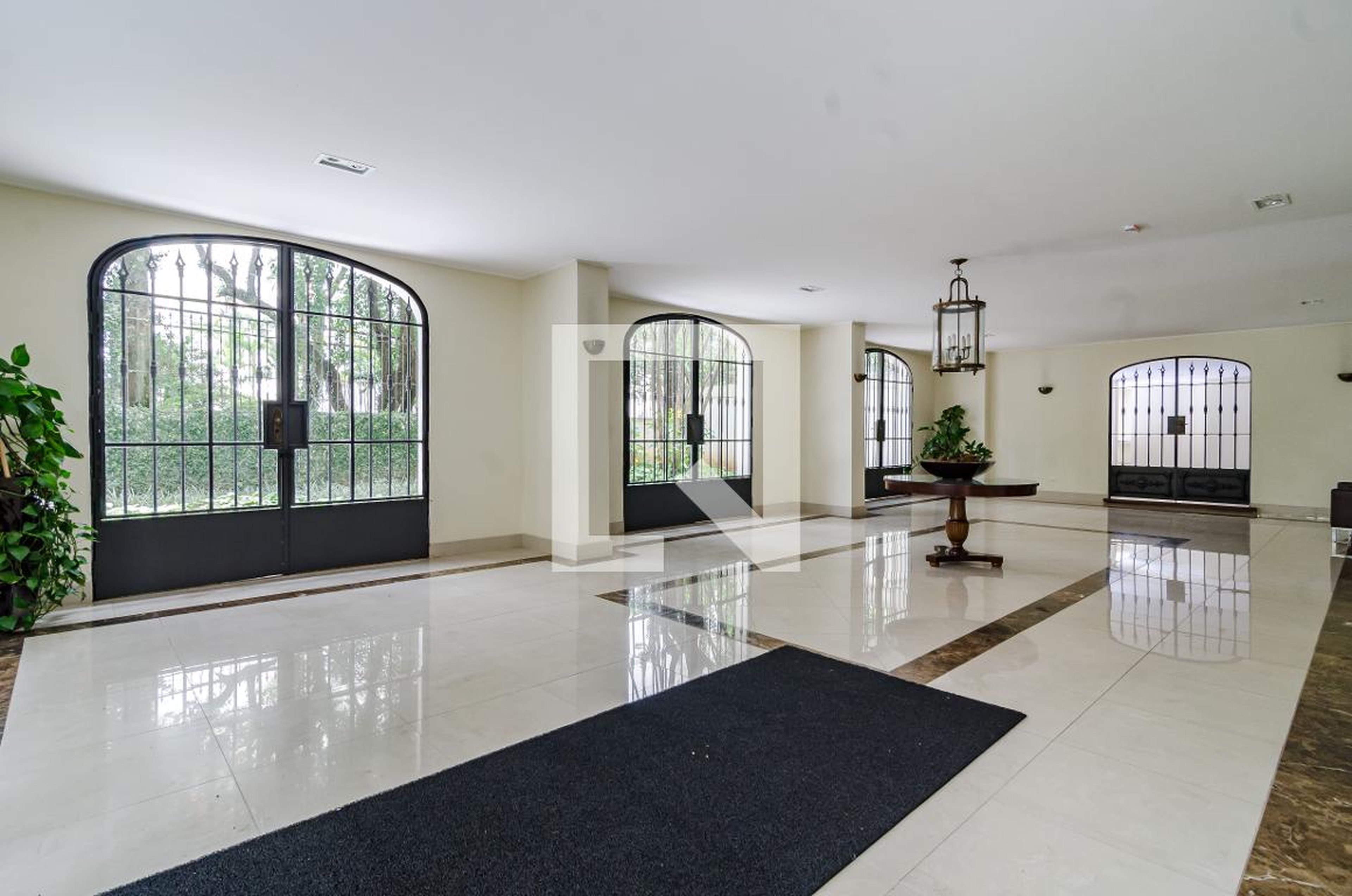 Hall de entrada - Flamboyant