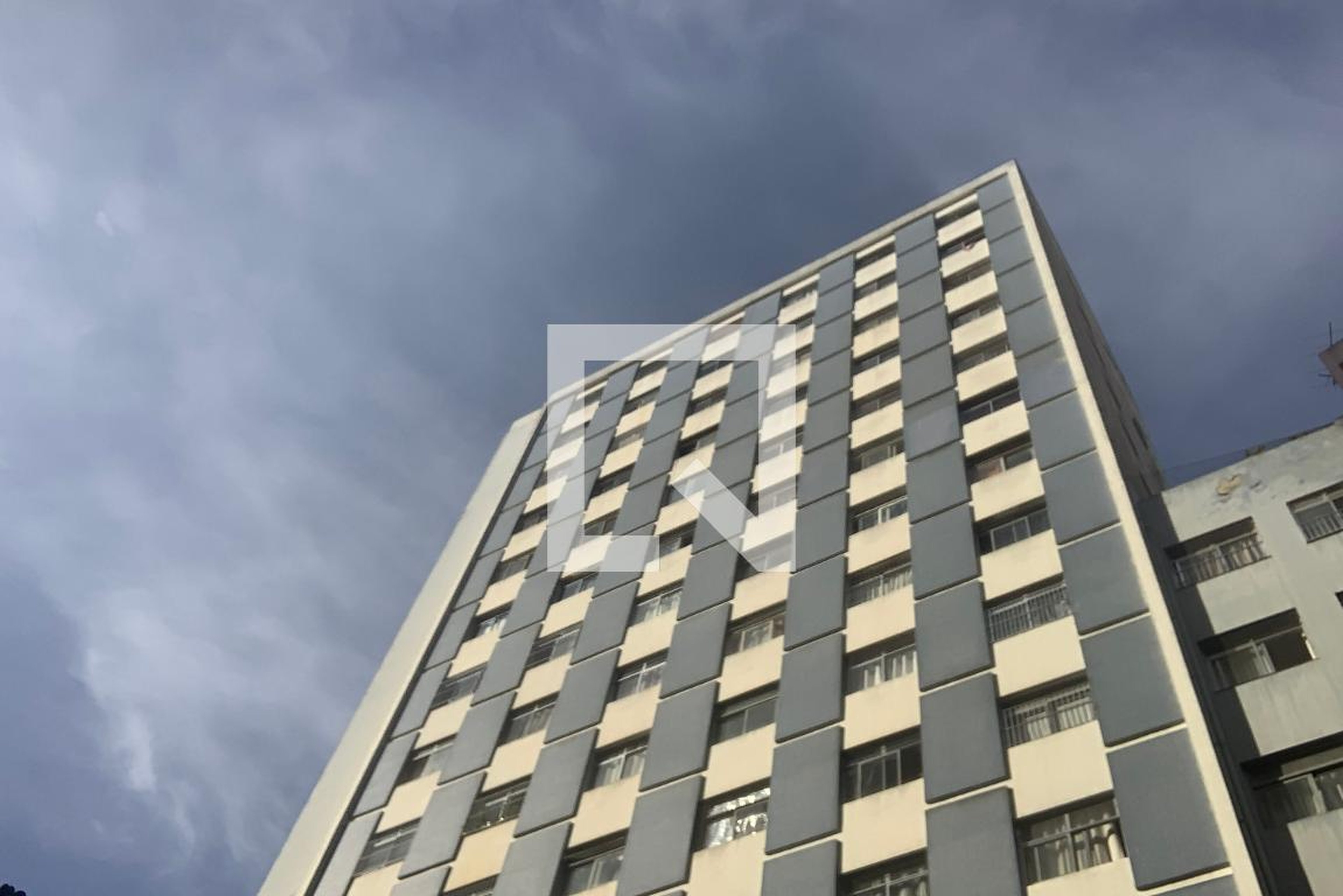 Fachada do Prédio Condomínio Canadá