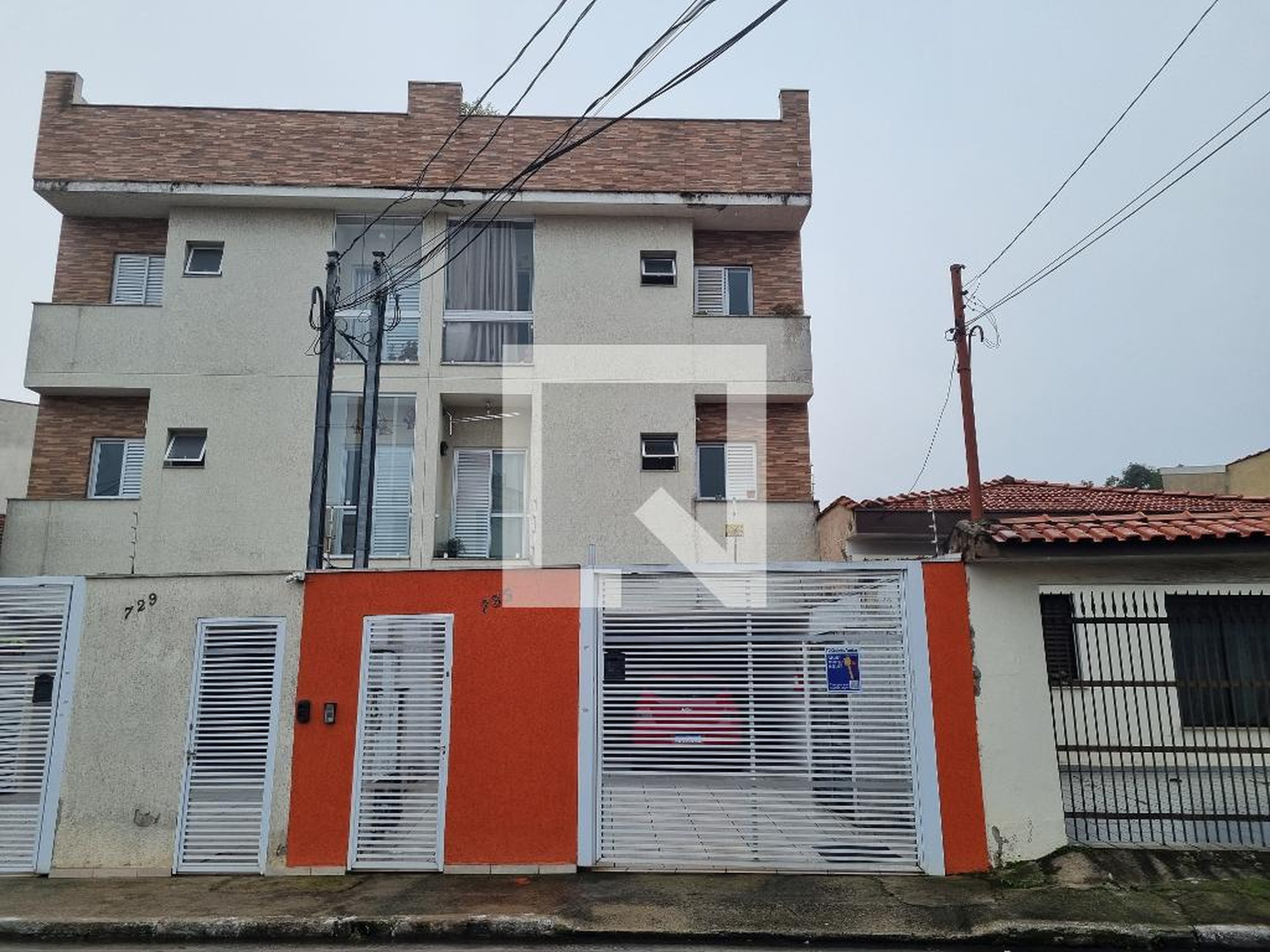 Fachada Condomínio em Avenida Pedro Américo, 733