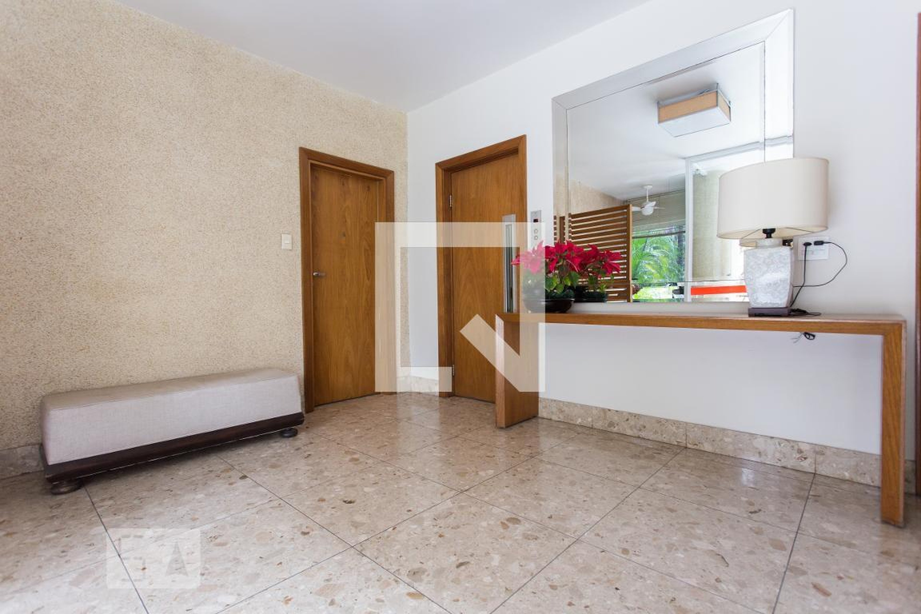 Hall de Entrada - Corinto