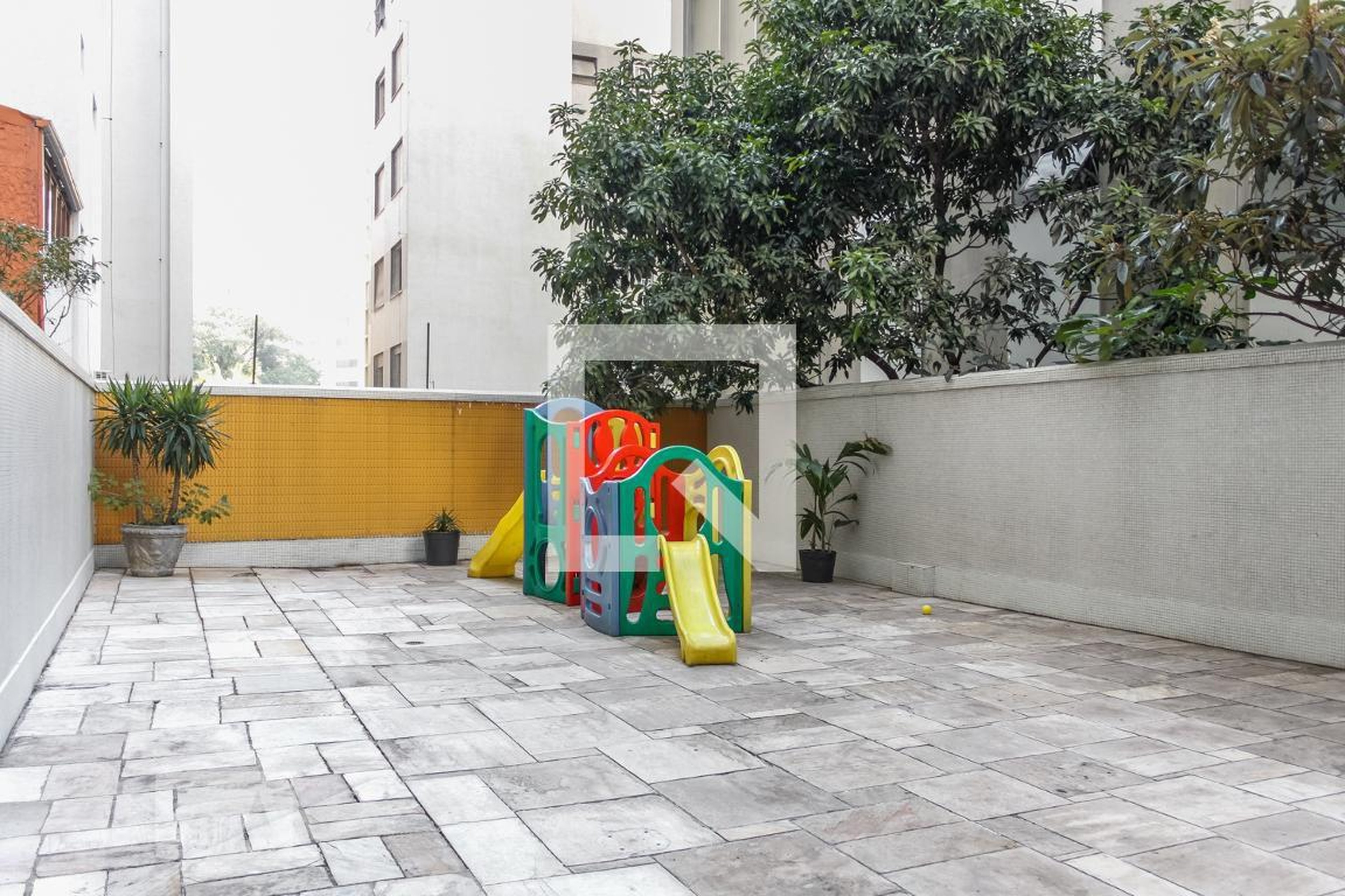 Playground - Corinto