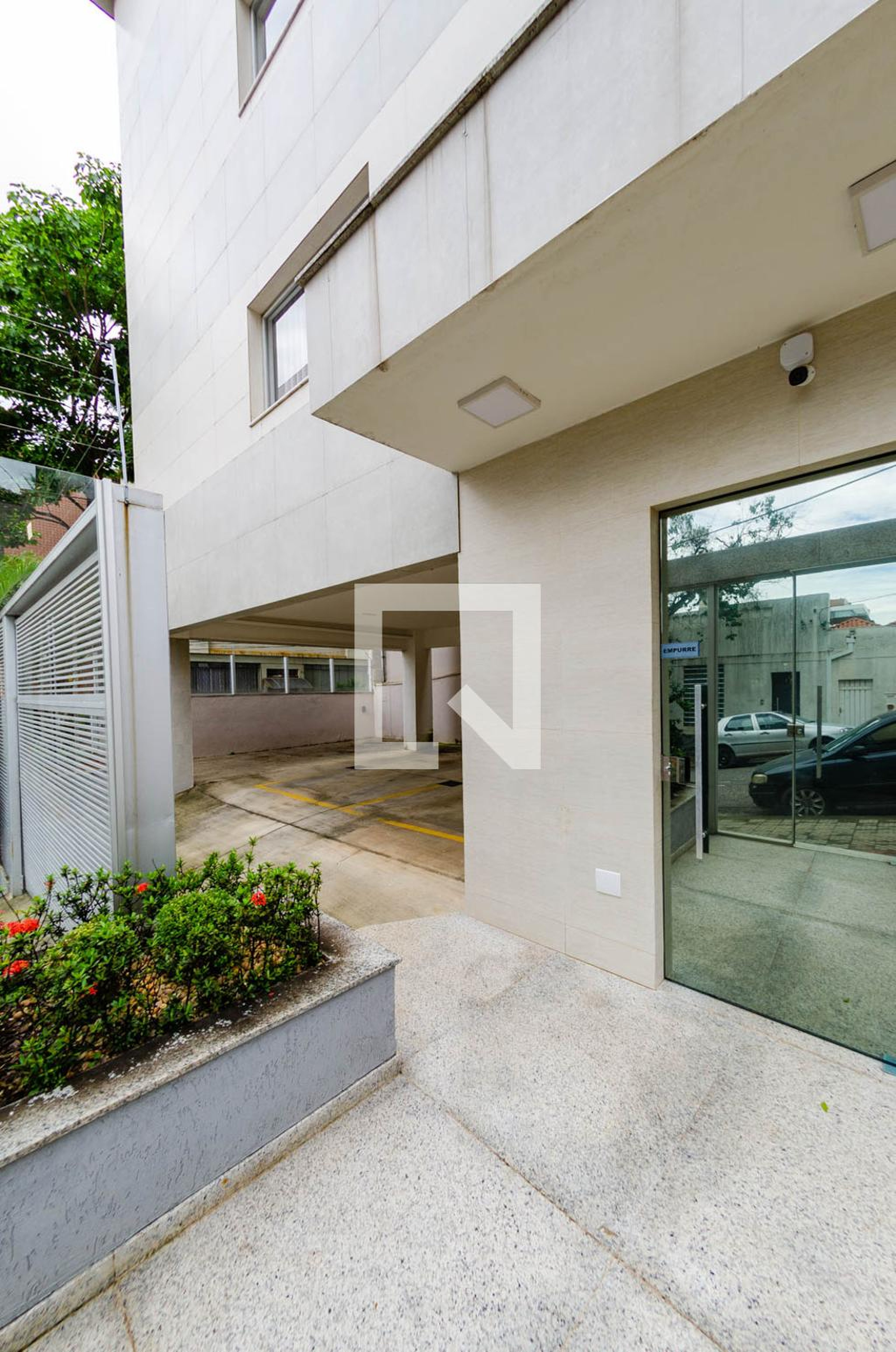 Área comum - Raul Pompeia