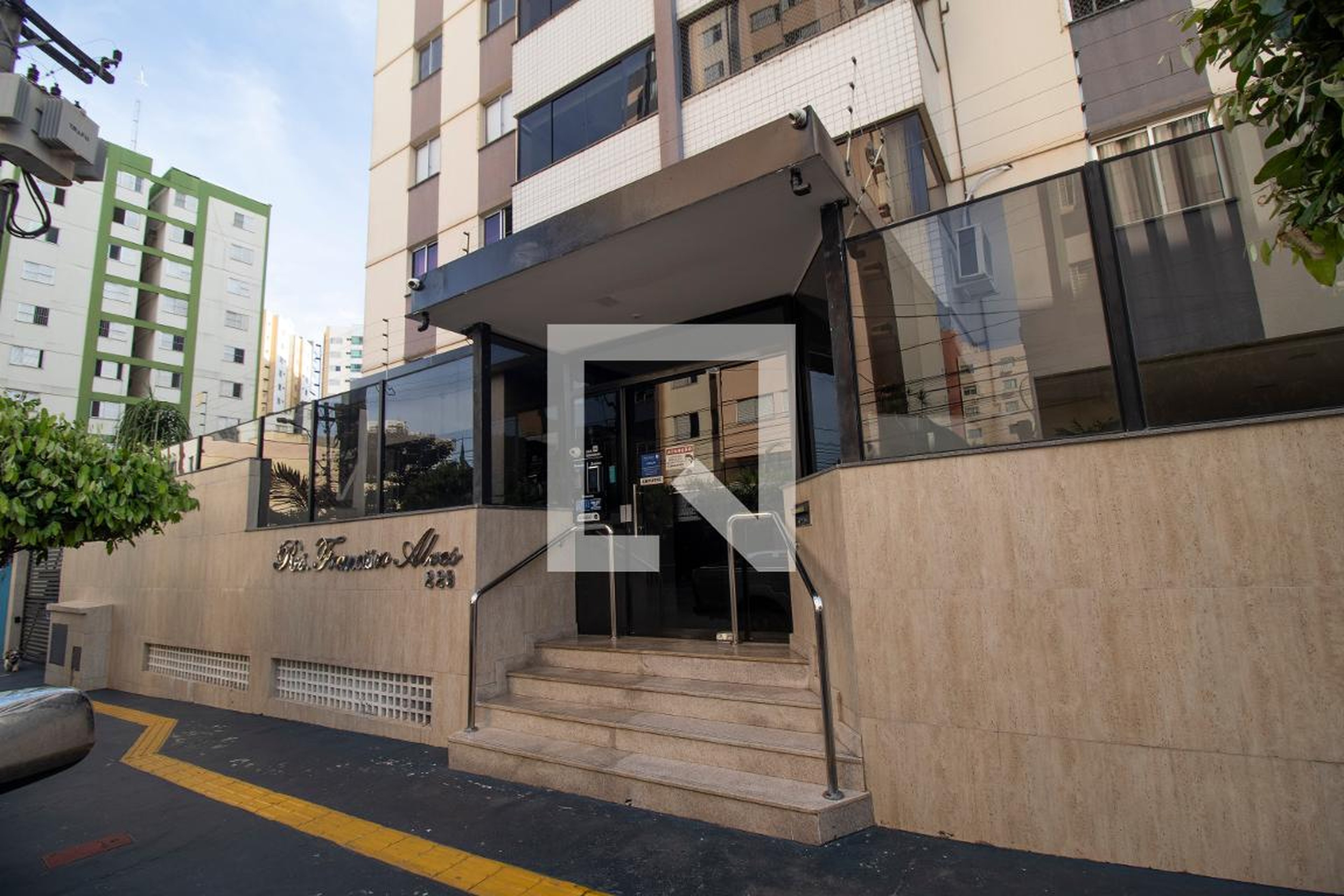 Fachada Condomínio Francisco Alves