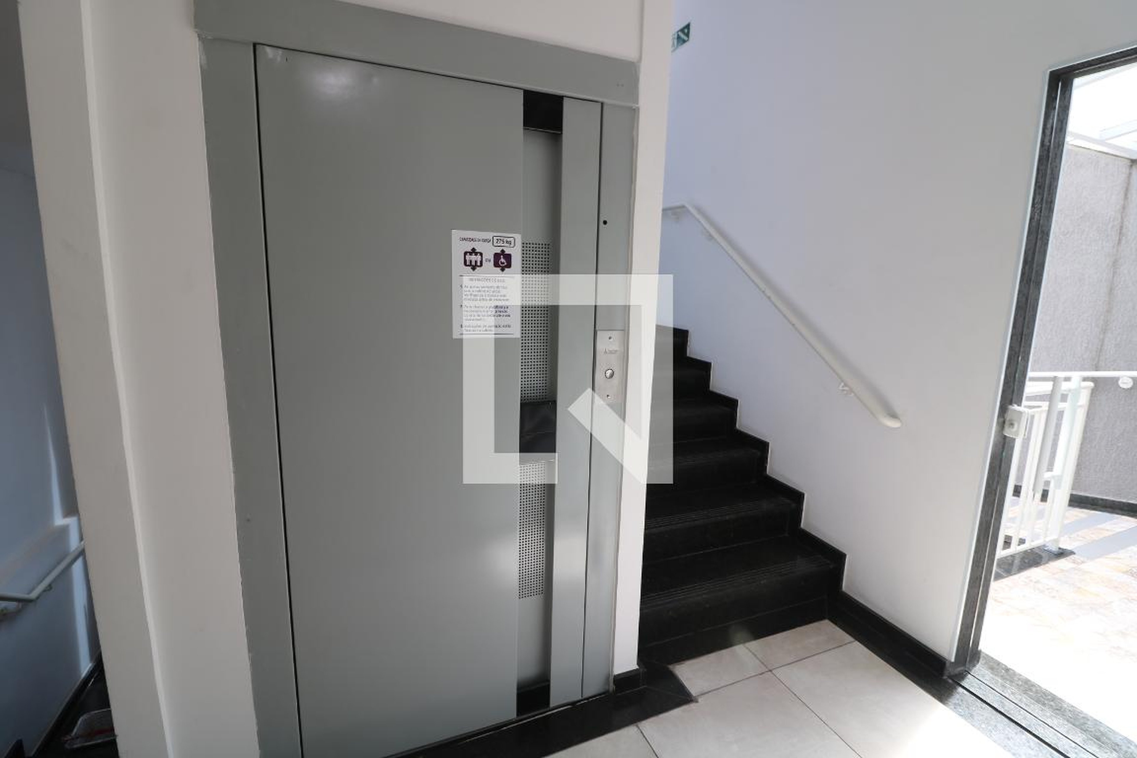 Elevador - Edifício Favaios