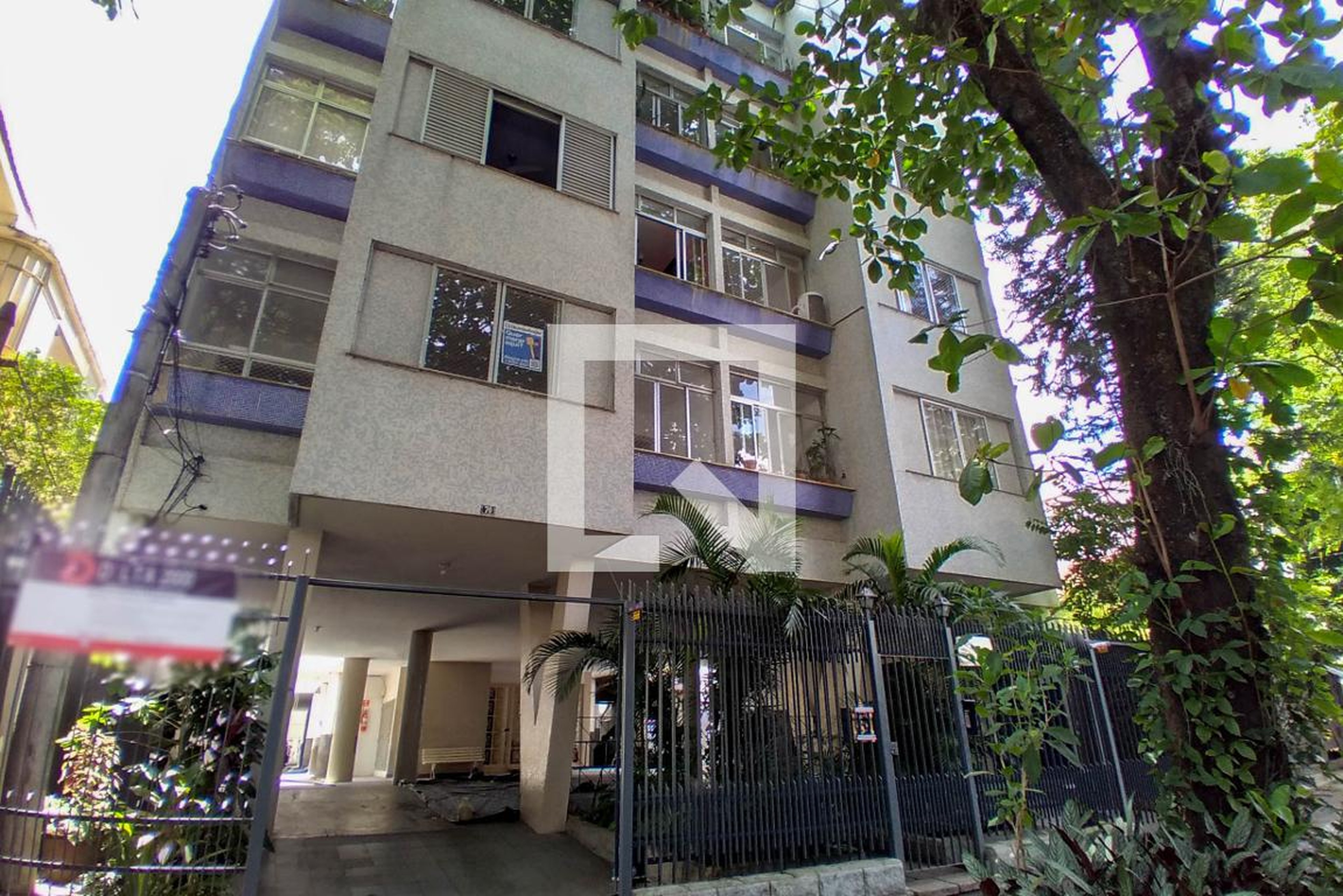 Fachada Edifício Canavieiras