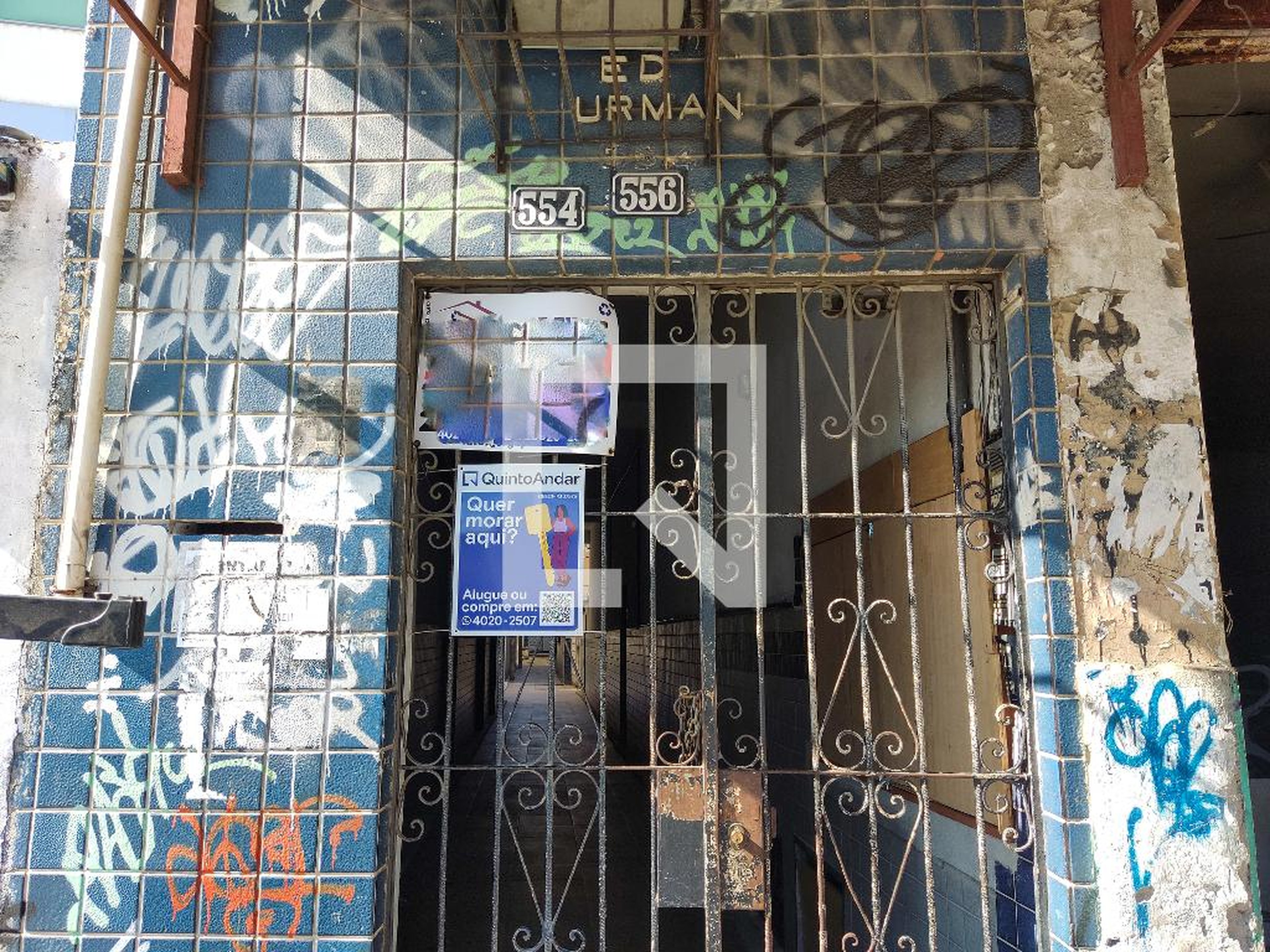 Fachada do Prédio Condomínio em Rua Carolina Machado, 556