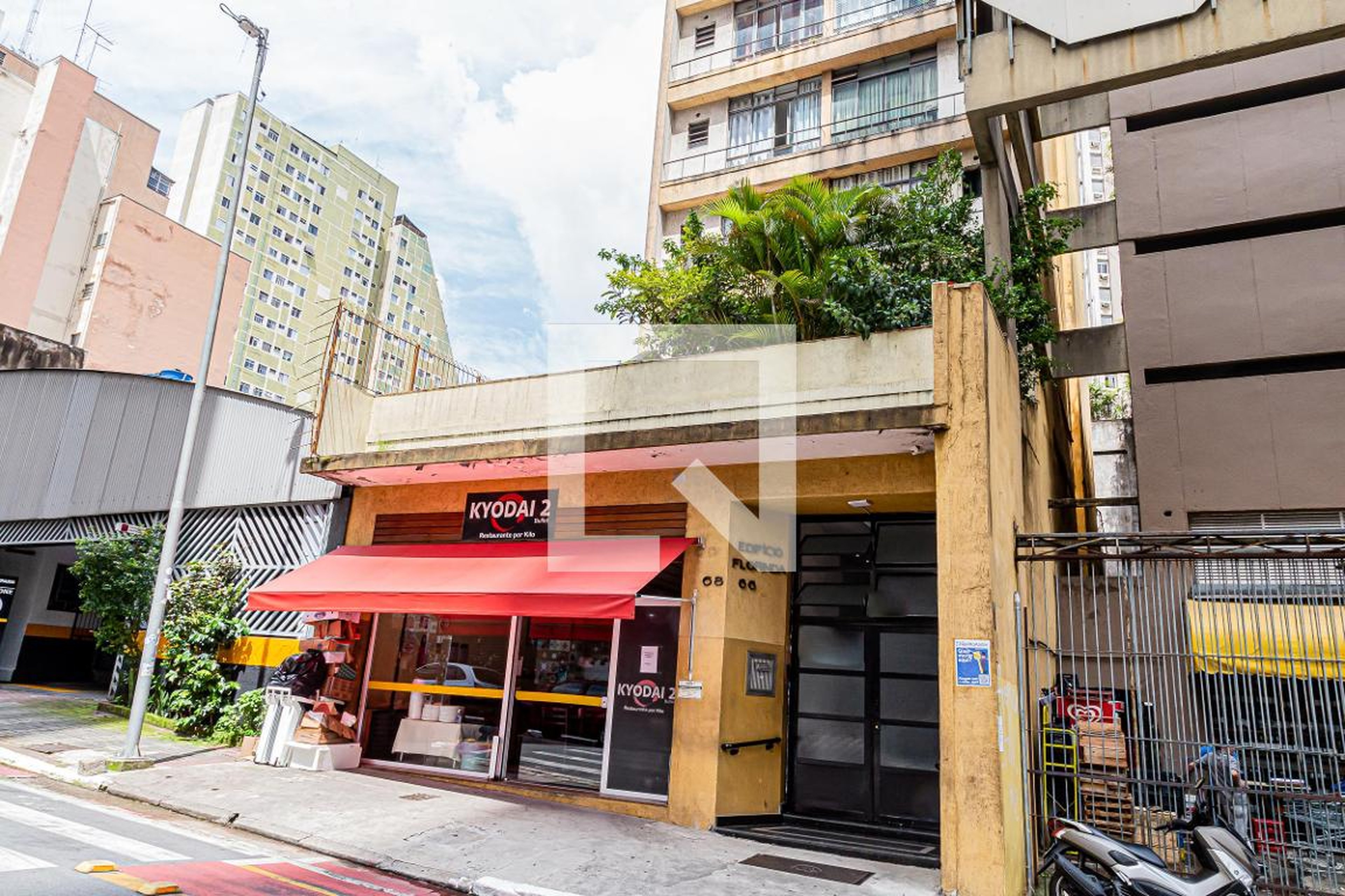 Fachada do Prédio Condomínio Florinda