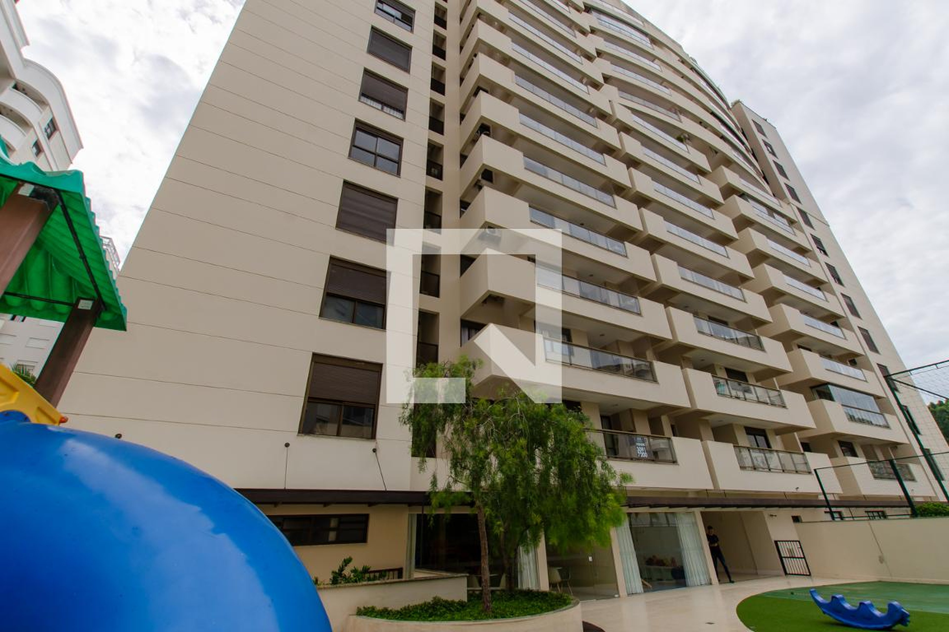 Fachada Condomínio Plaza di Roma