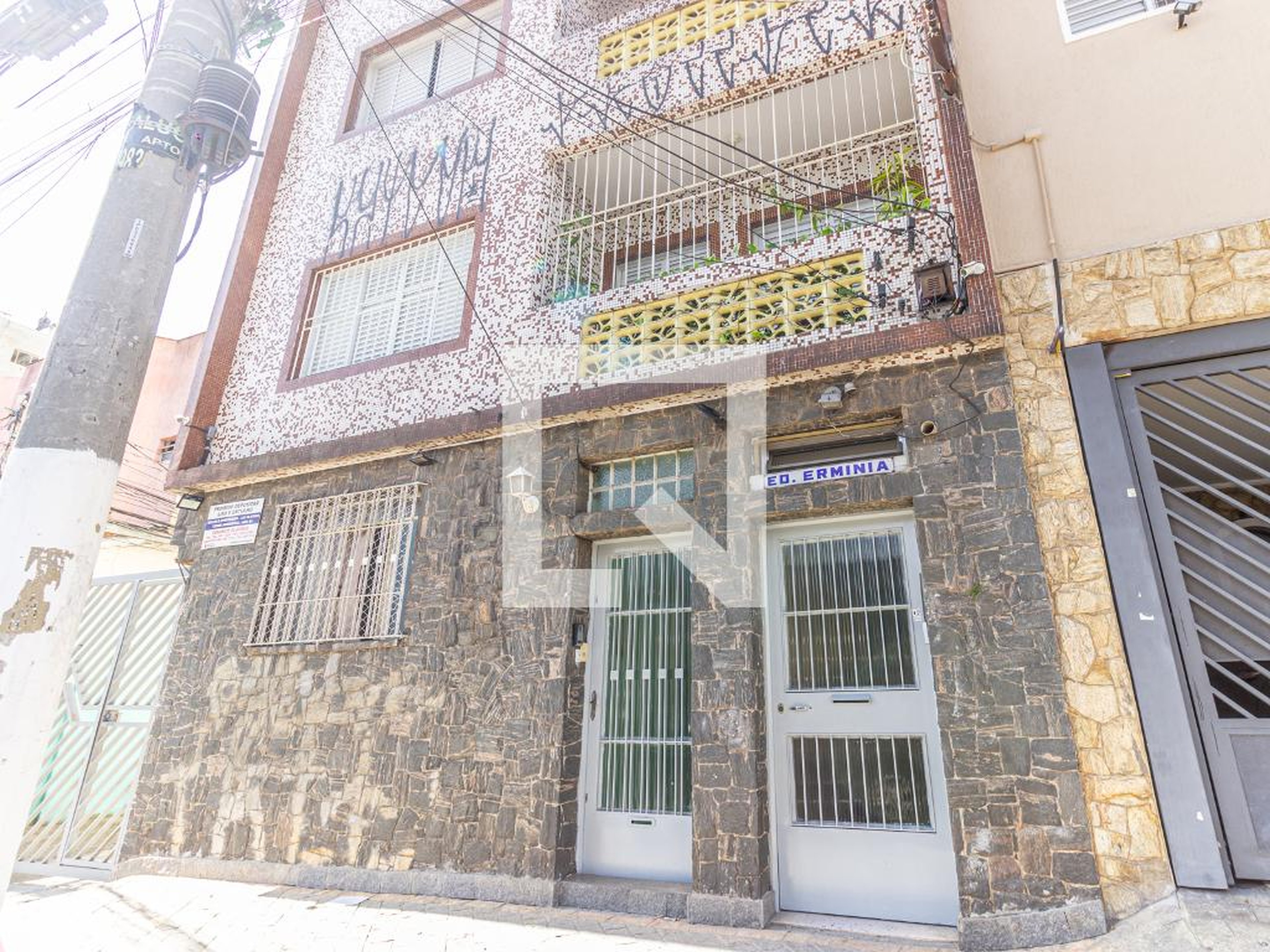 Fachada Condomínio em Rua Pimenta Bueno, 243