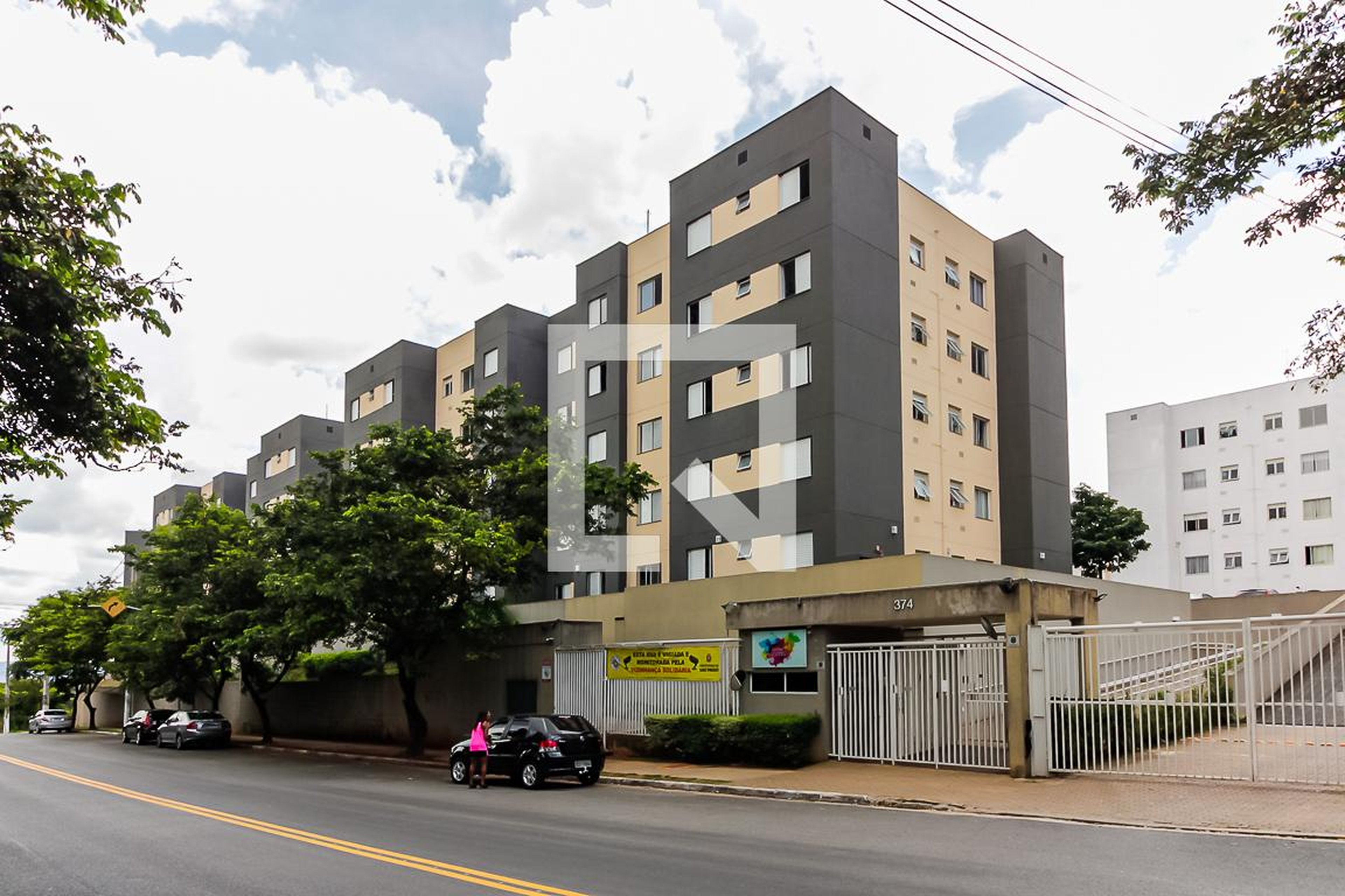 Fachada do Condomínio Condomínio Reserva das Cores