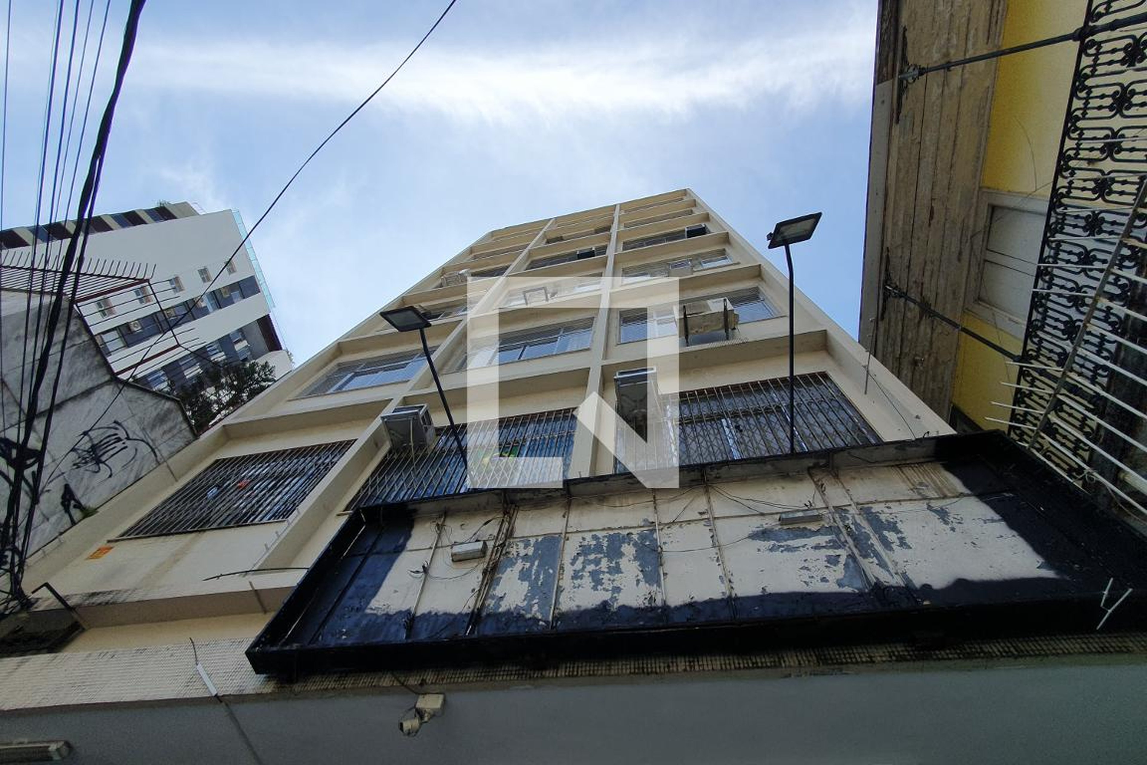 Fachada Condomínio em Rua Conde de Bonfim, 834