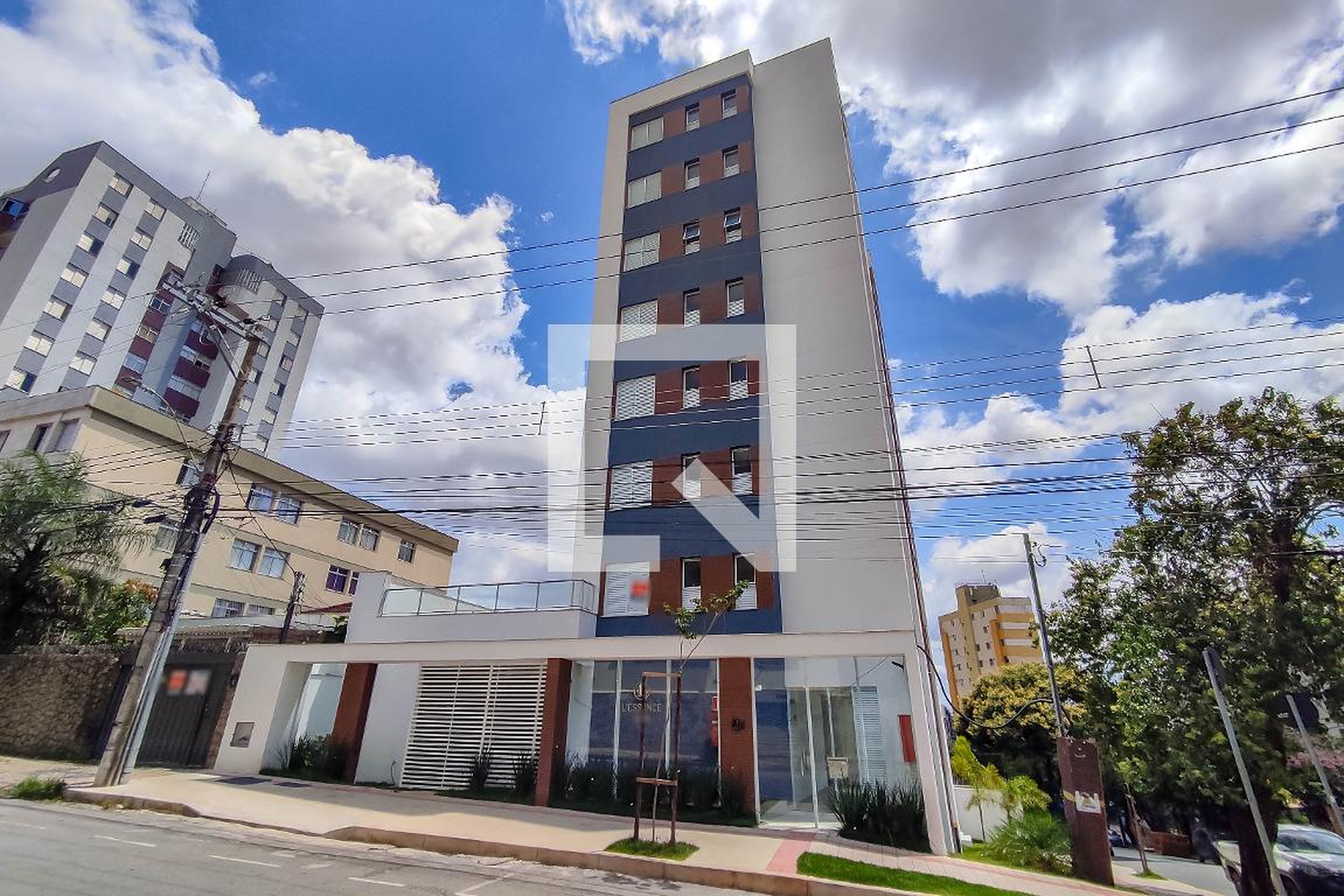 Fachada Condomínio em Rua General Andrade Neves, 178