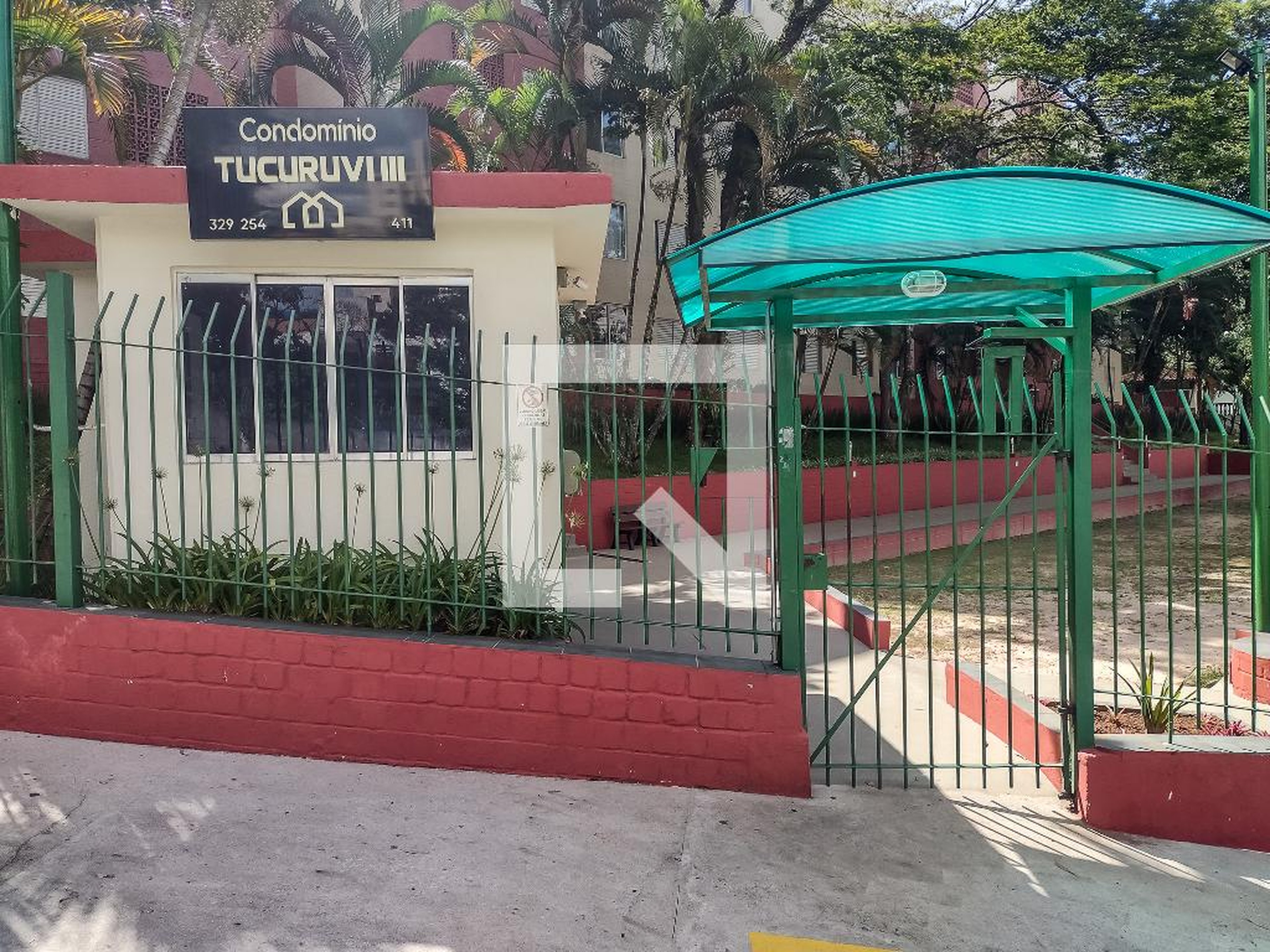 Fachada Condomínio em Rua Antônio Flaquer, 254