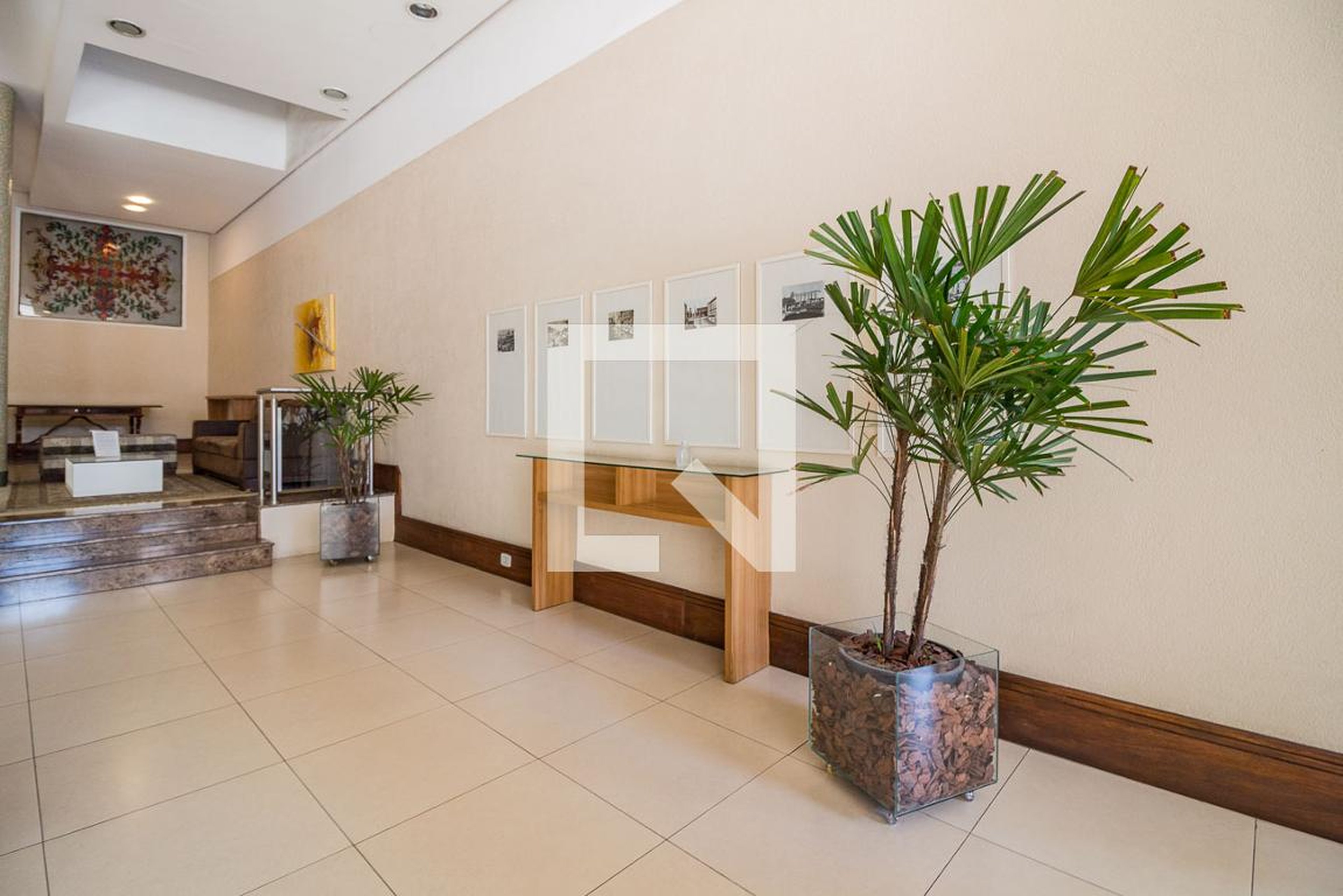 Hall Social - Monroe