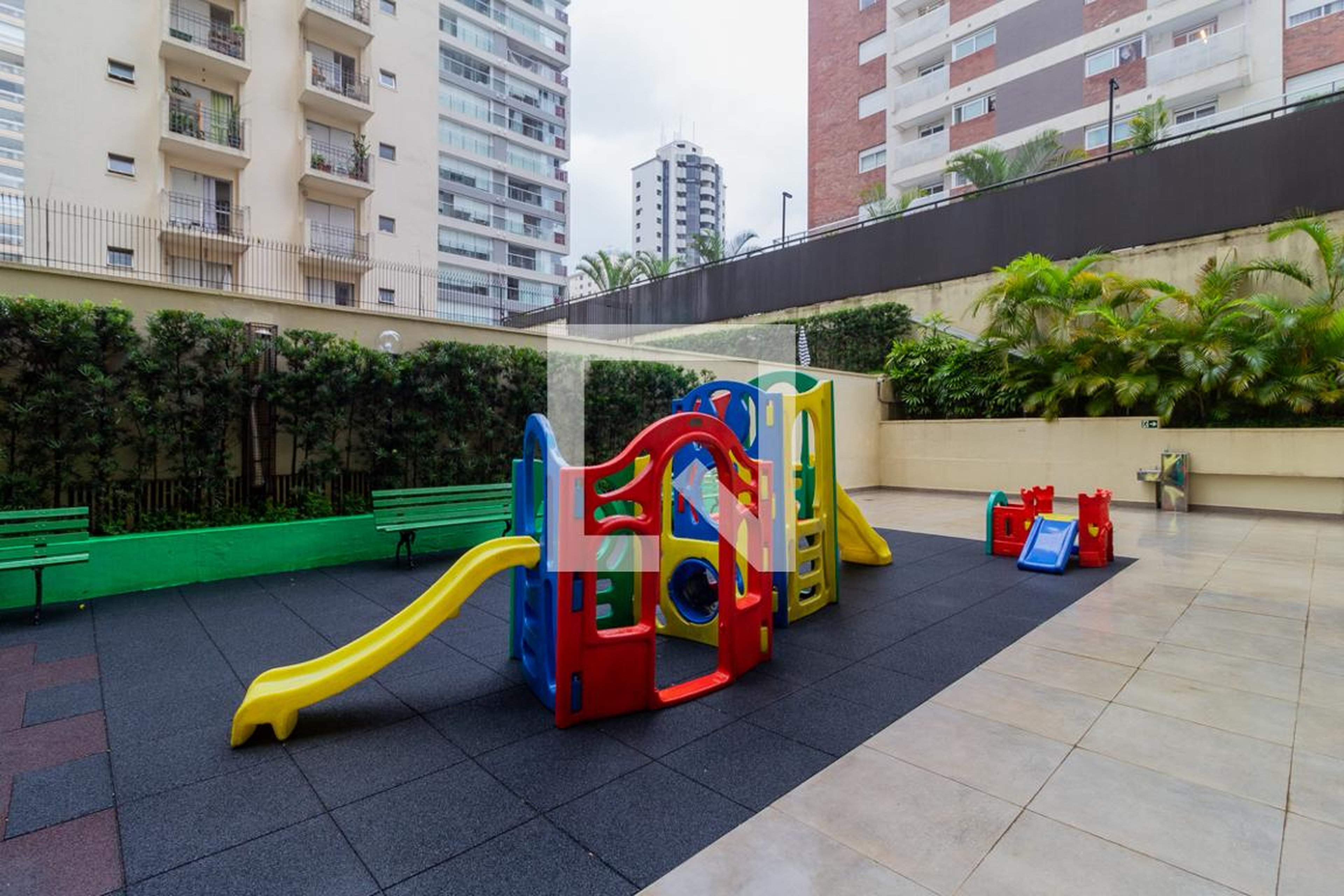 Playground - Edifício Cambará