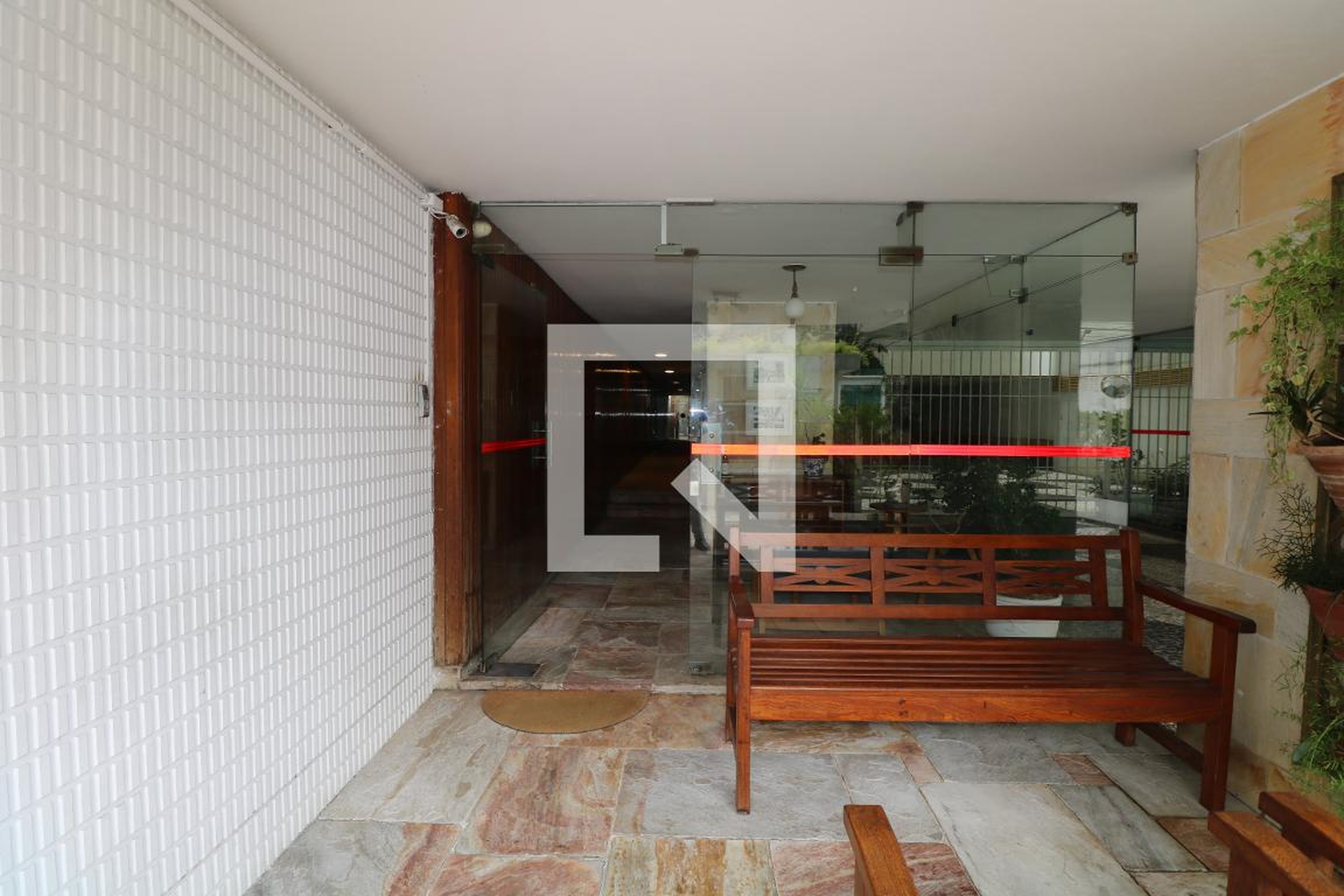 Hall de Entrada - Rossi Tagipuru