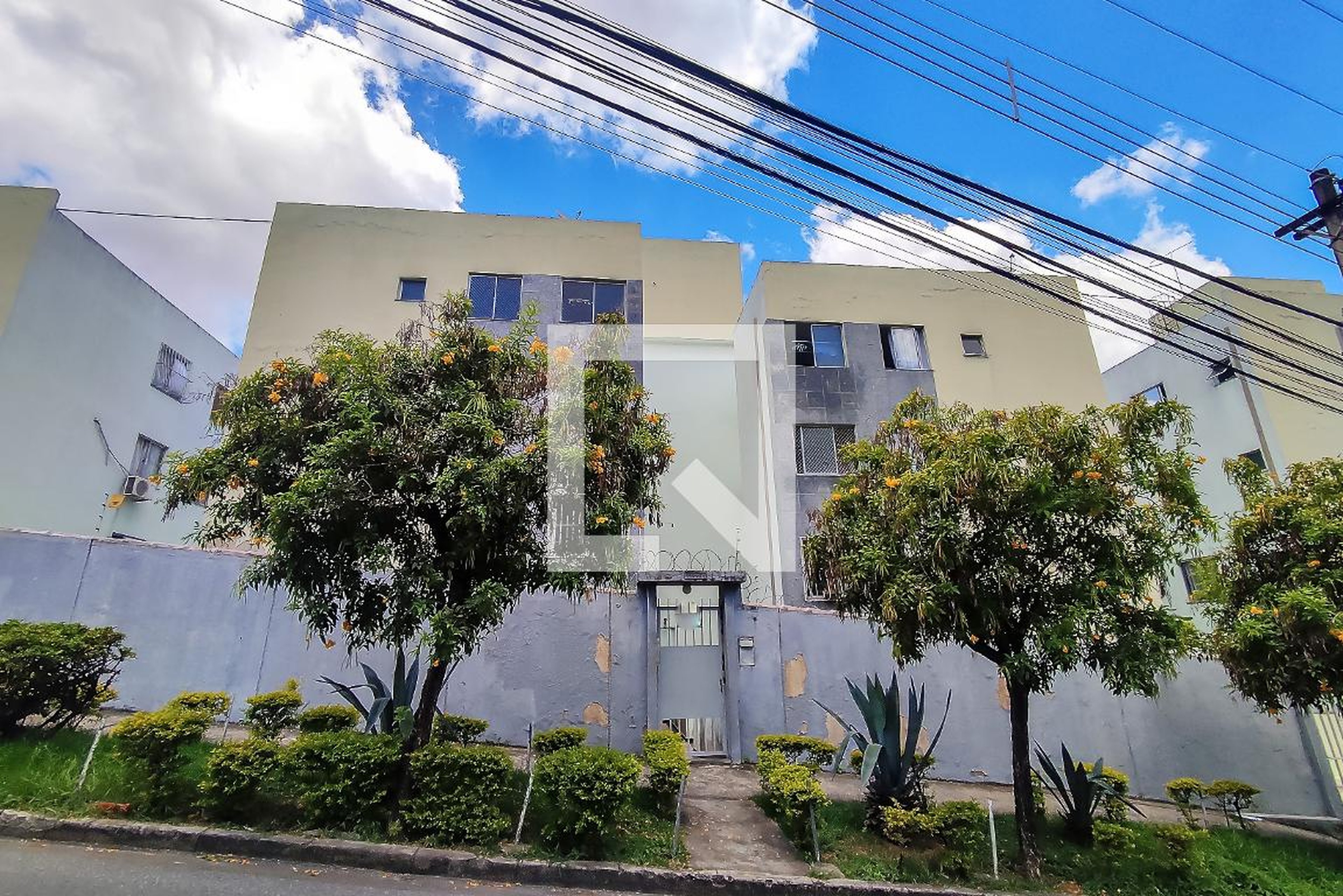 Fachada Condomínio em Rua Célio de Castro, 432