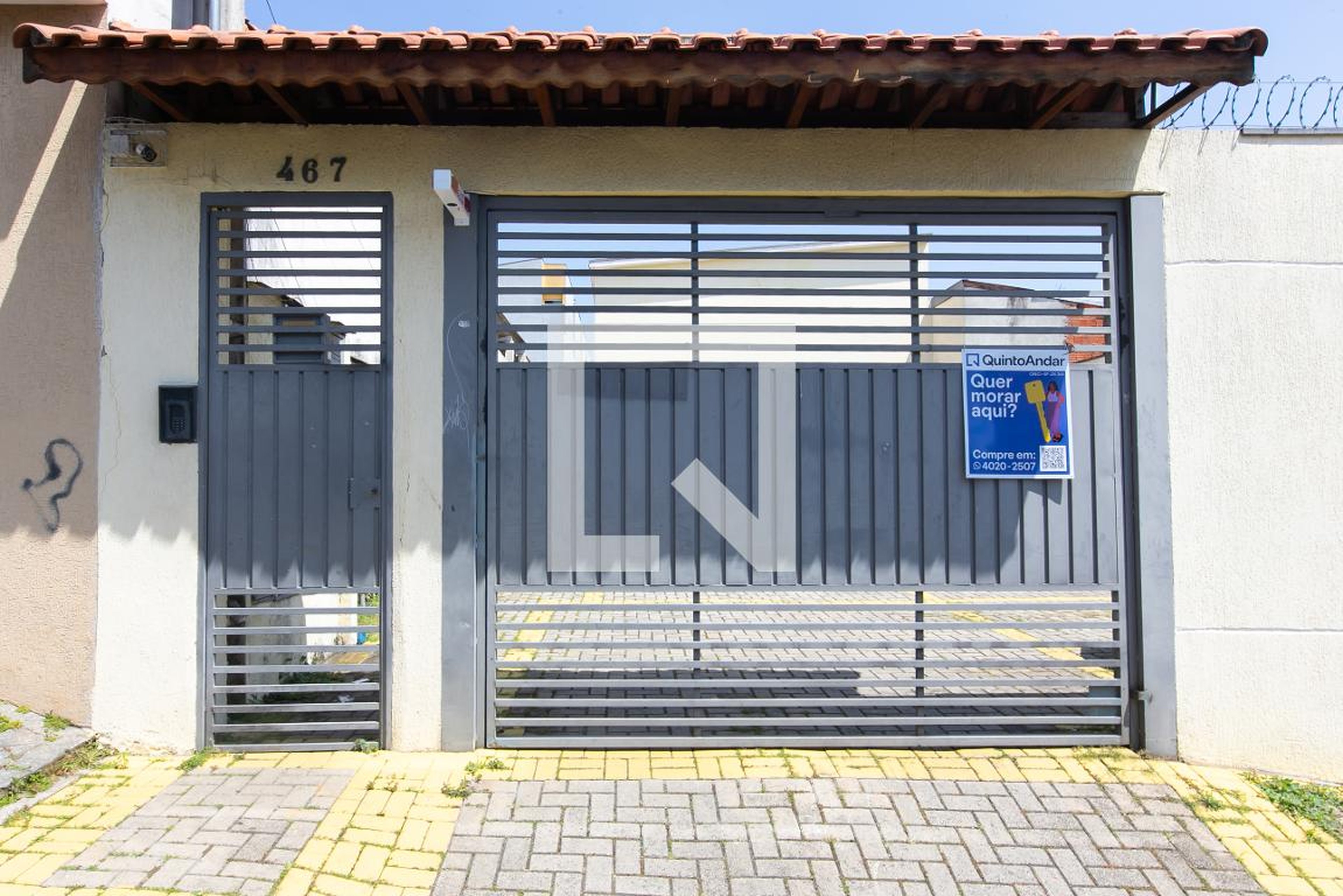 Fachada do condomínio Condomínio em Rua Renzo Baldini, 467