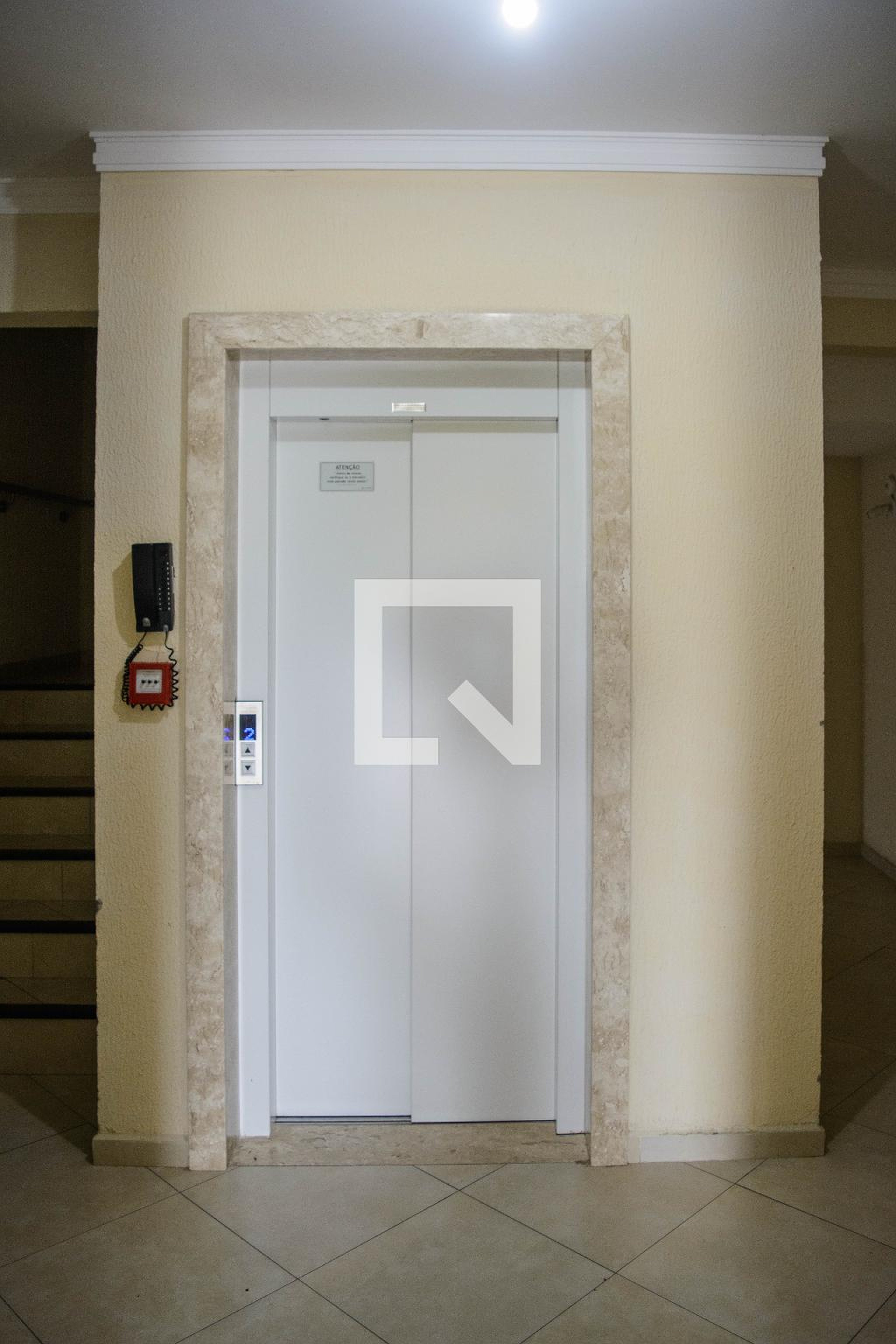 Elevador - Residencial Coliseu