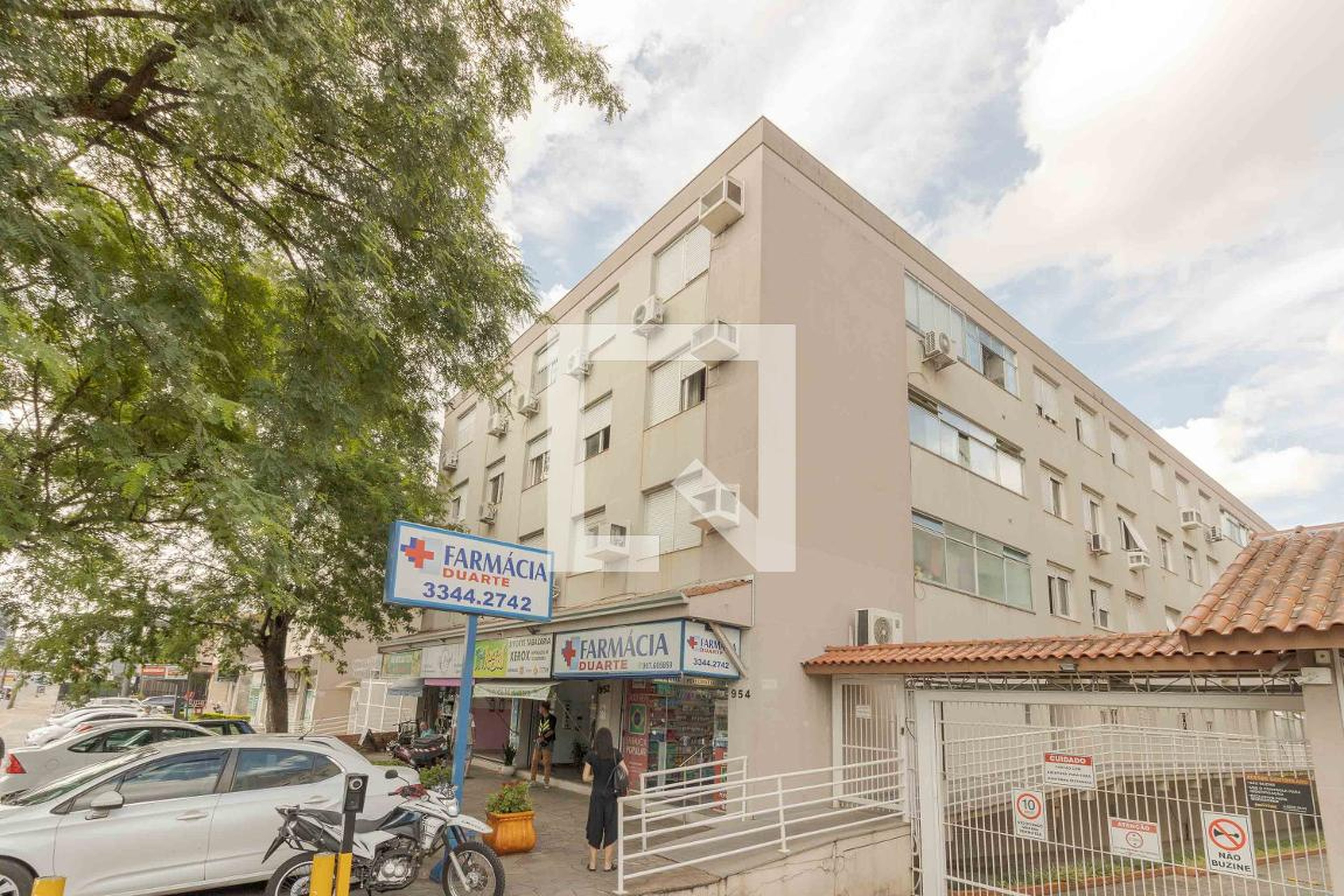 Fachada Condomínio em Avenida do Forte, 100