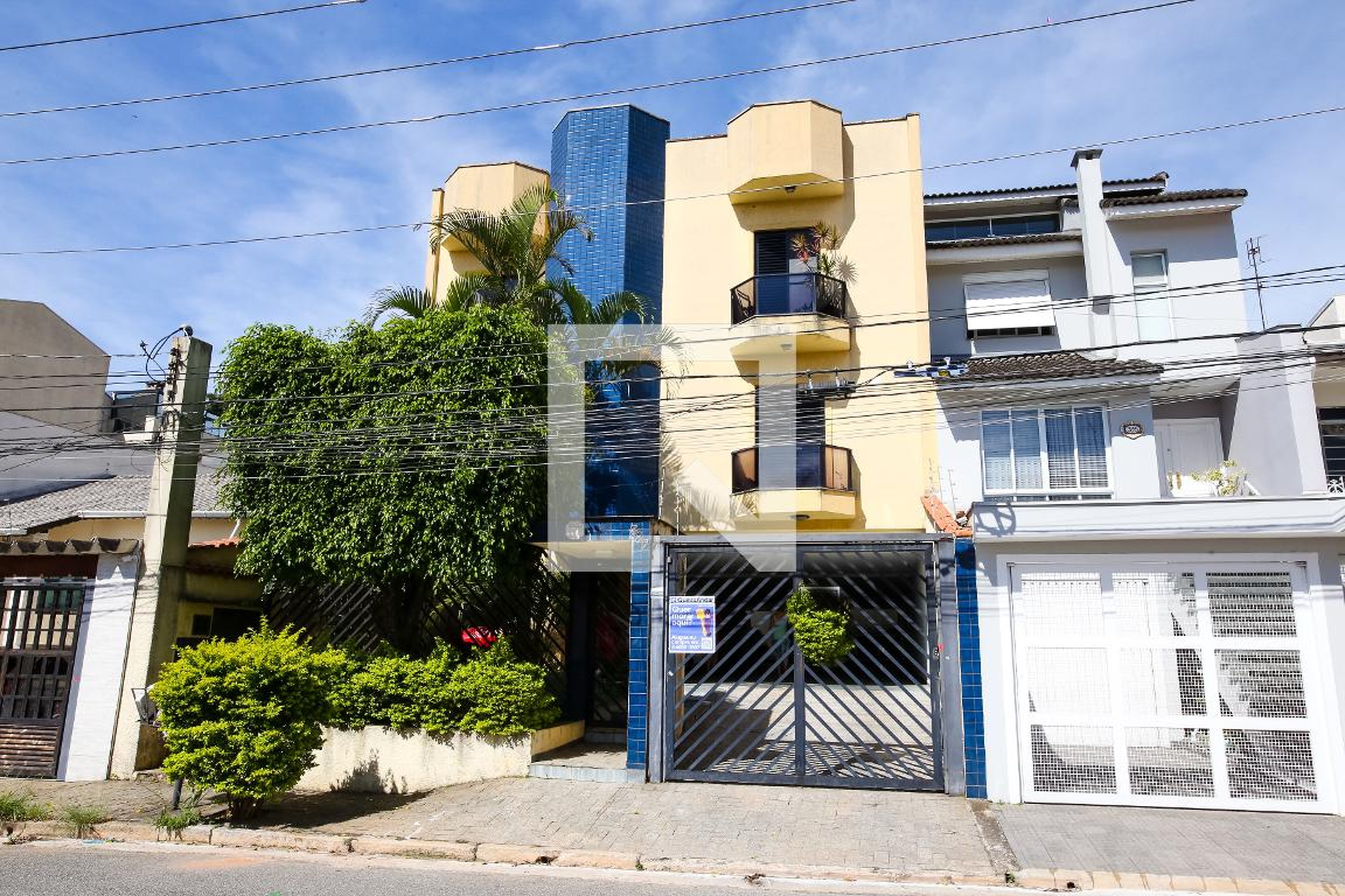 Fachada Condomínio em Rua dos Capuchinhos, 387