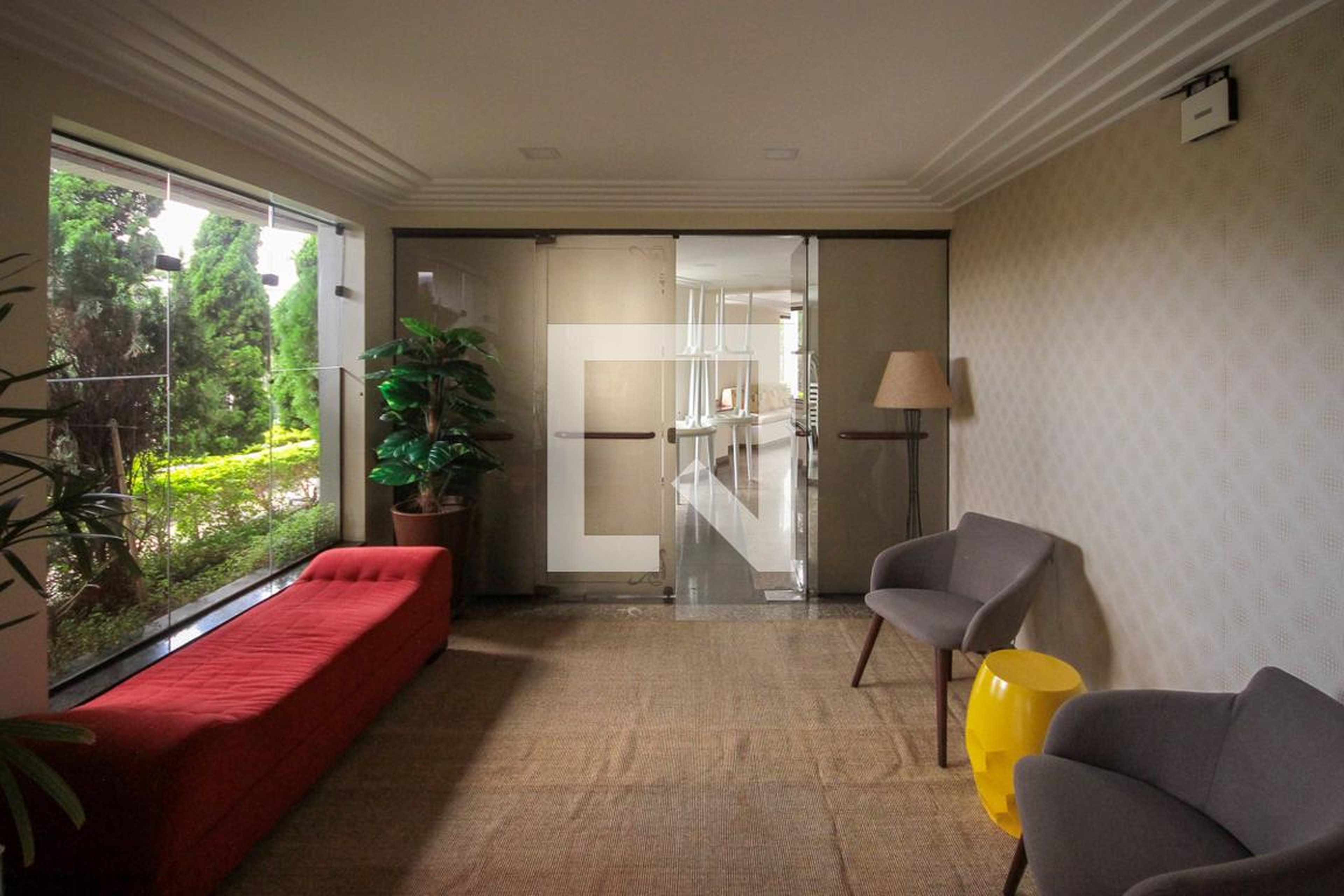 hall - Chamds Elysees