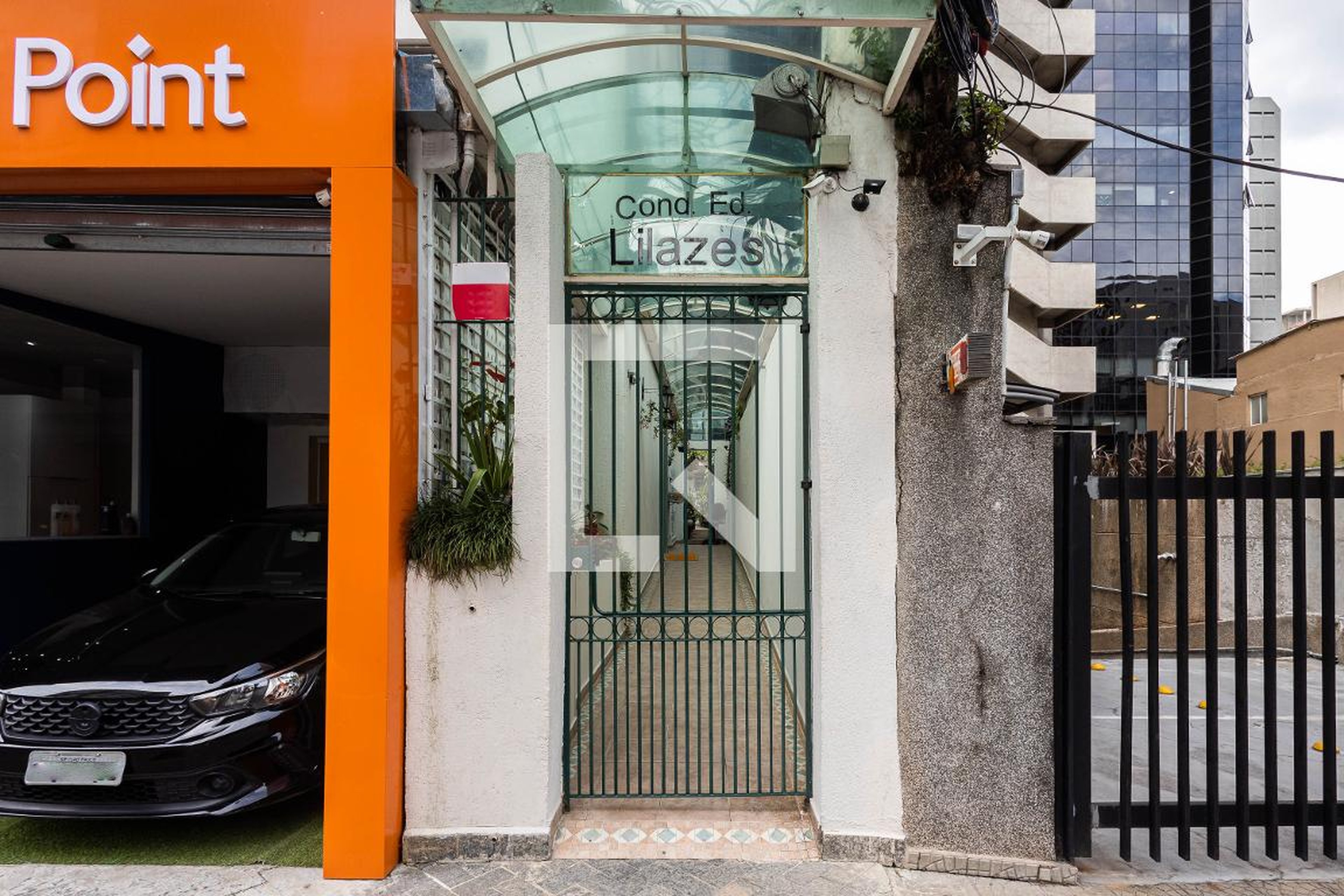 Fachada Condomínio Lilazes