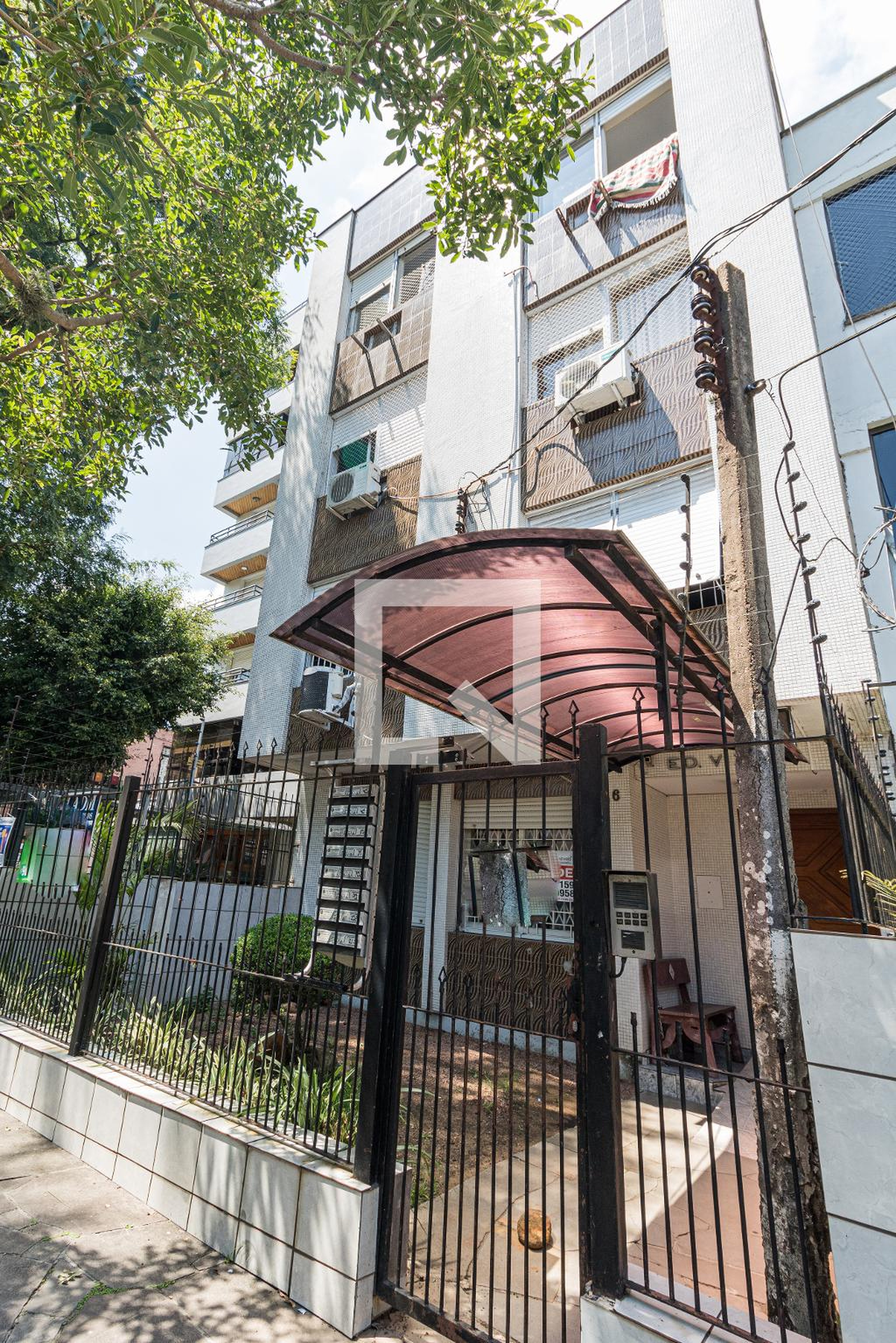 Fachada do Prédio Condomínio em Rua Barão do Amazonas, 896
