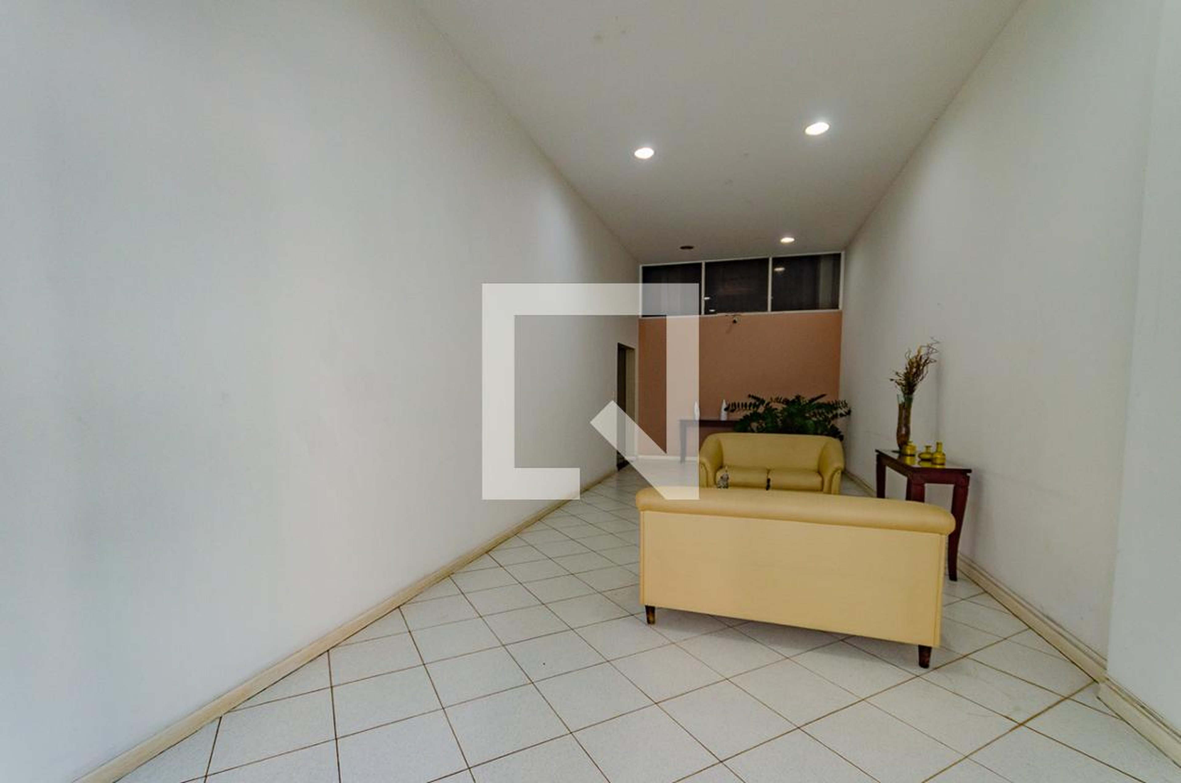 Hall de Entrada - Edf. Jardim Porto da Barra